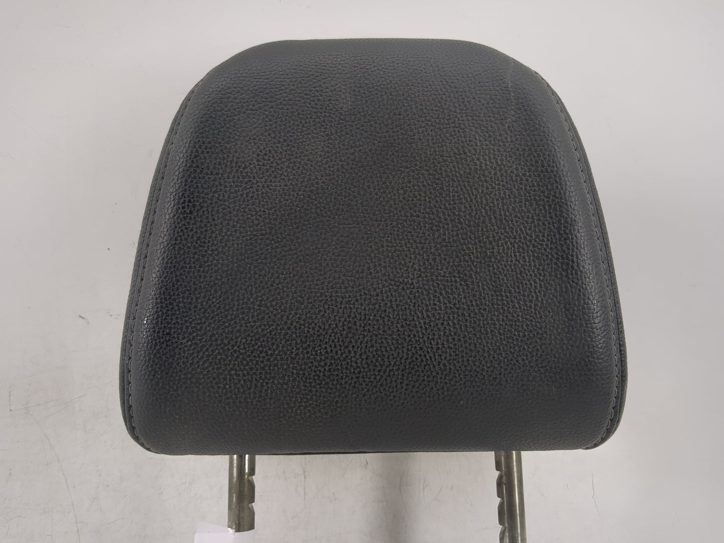 2017-2018 Honda Pilot Headrest Head Rest Front Driver Passenger Seat - Oemusedautoparts1.com