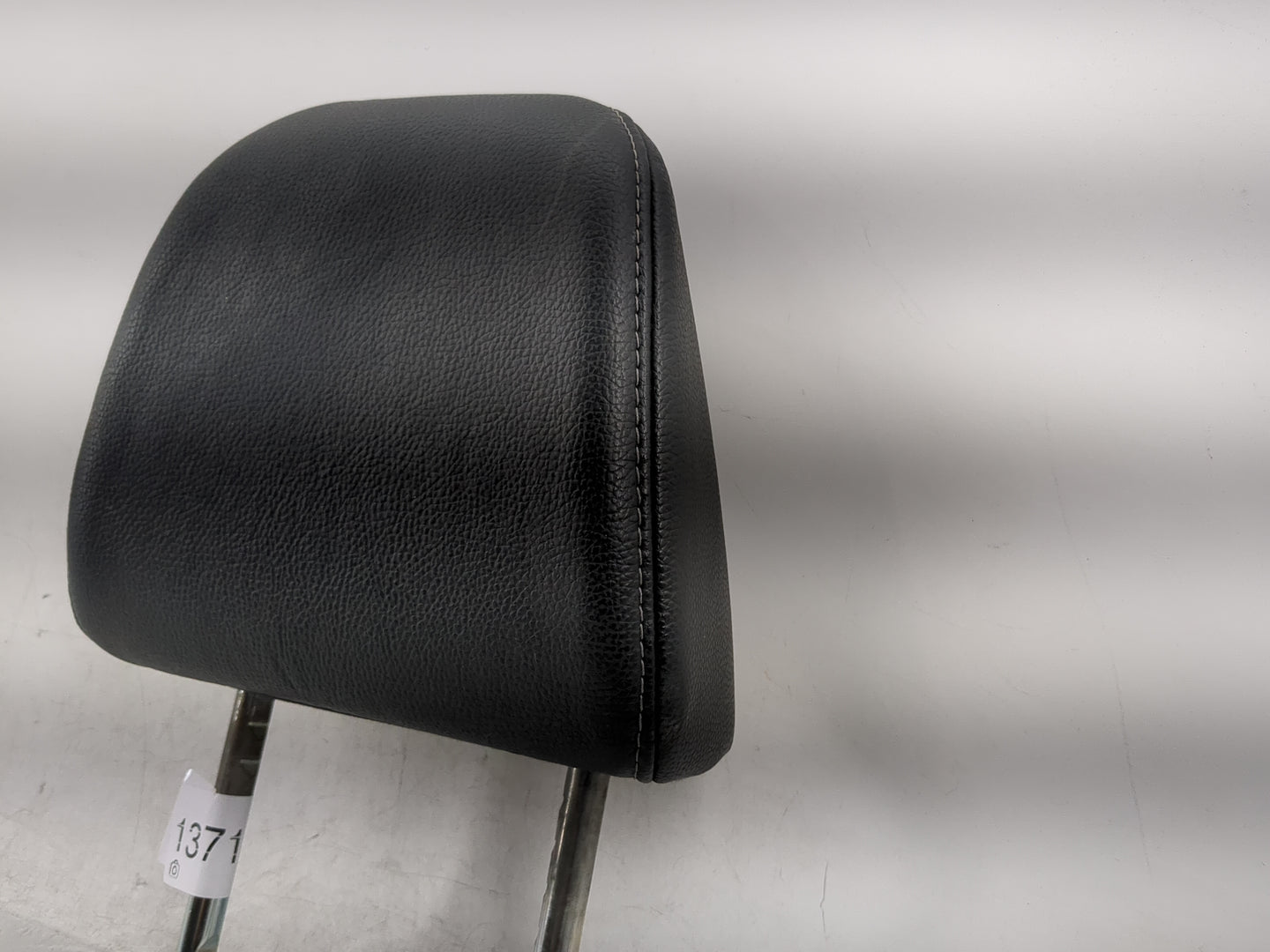 2017-2018 Honda Pilot Headrest Head Rest Front Driver Passenger Seat - Oemusedautoparts1.com
