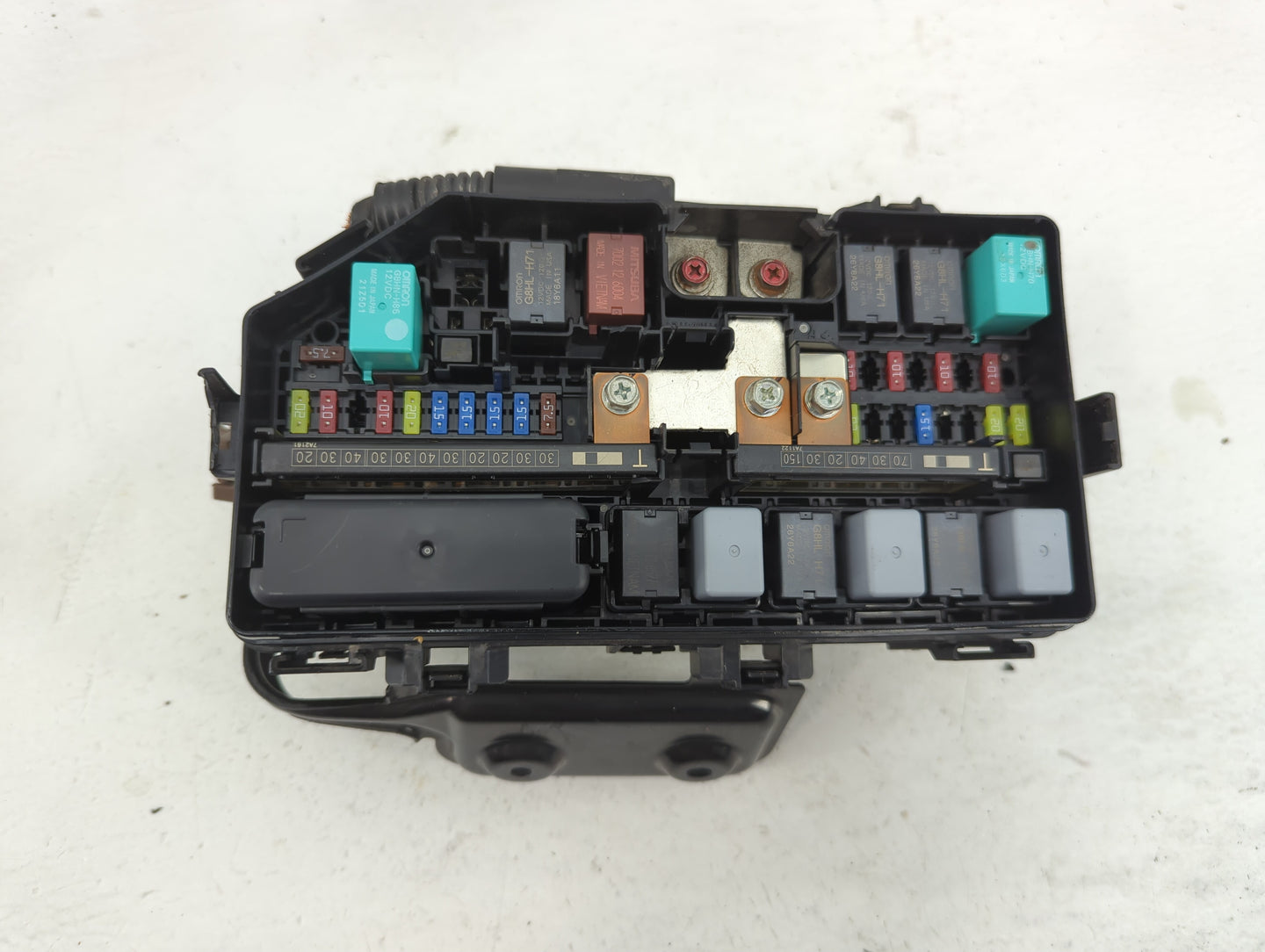 2016-2018 Honda Pilot Fusebox Fuse Box Panel Relay Module P/N:PP-TD20 386420170318 Fits Fits 2016 2017 2018 OEM Used Auto Pa