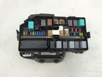 2016-2018 Honda Pilot Fusebox Fuse Box Panel Relay Module P/N:PP-TD20 386420170318 Fits Fits 2016 2017 2018 OEM Used Auto Parts