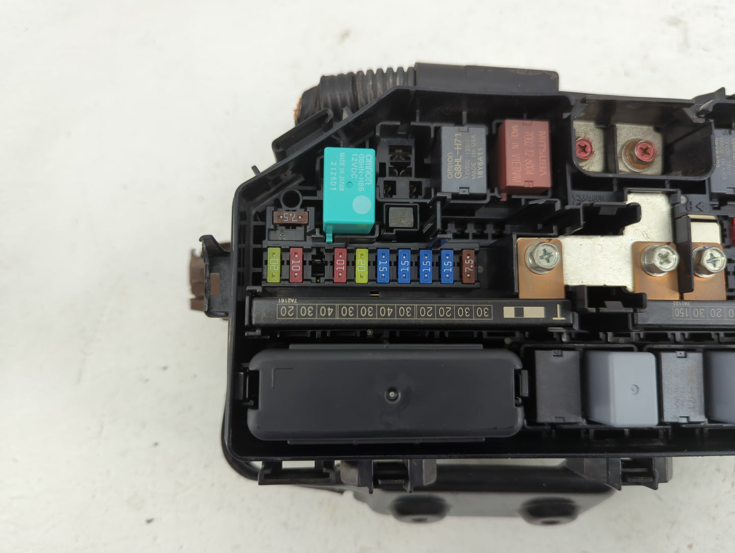 2016-2018 Honda Pilot Fusebox Fuse Box Panel Relay Module P/N:PP-TD20 386420170318 Fits Fits 2016 2017 2018 OEM Used Auto Pa