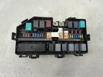 2016-2018 Honda Pilot Fusebox Fuse Box Panel Relay Module Fits Fits 2016 2017 2018 OEM Used Auto Parts