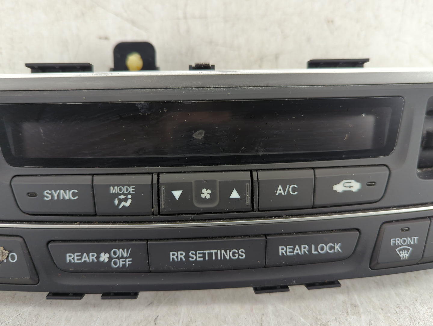 2016-2018 Honda Pilot Climate Control Module Temperature AC/Heater Replacement P/N:79600TG7A211M1 Fits Fits 2016 2017 2018 O