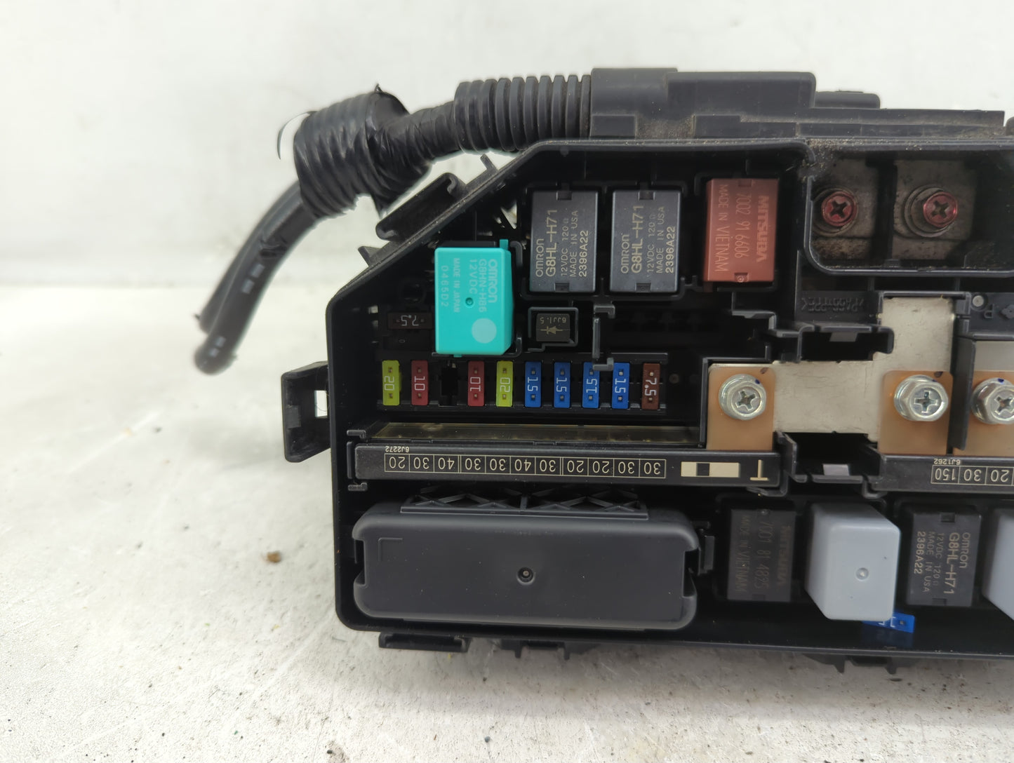 2016-2018 Honda Pilot Fusebox Fuse Box Panel Relay Module Fits Fits 2016 2017 2018 OEM Used Auto Parts - Oemusedautoparts1.c