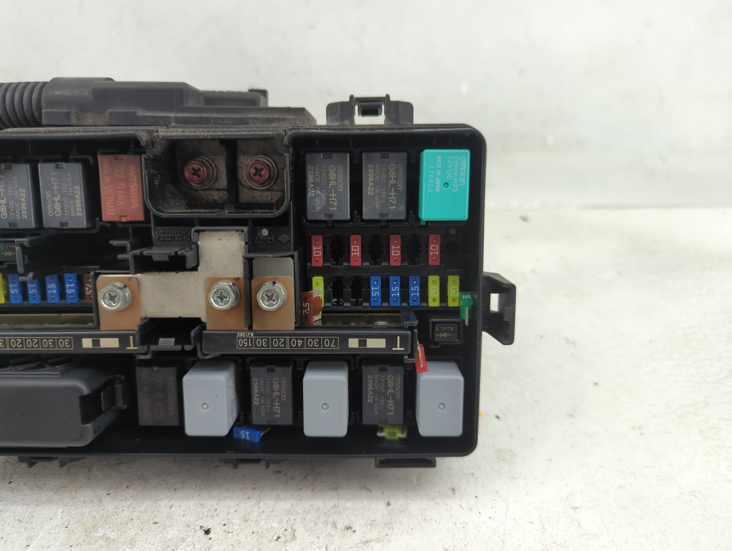 2016-2018 Honda Pilot Fusebox Fuse Box Panel Relay Module Fits Fits 2016 2017 2018 OEM Used Auto Parts - Oemusedautoparts1.c