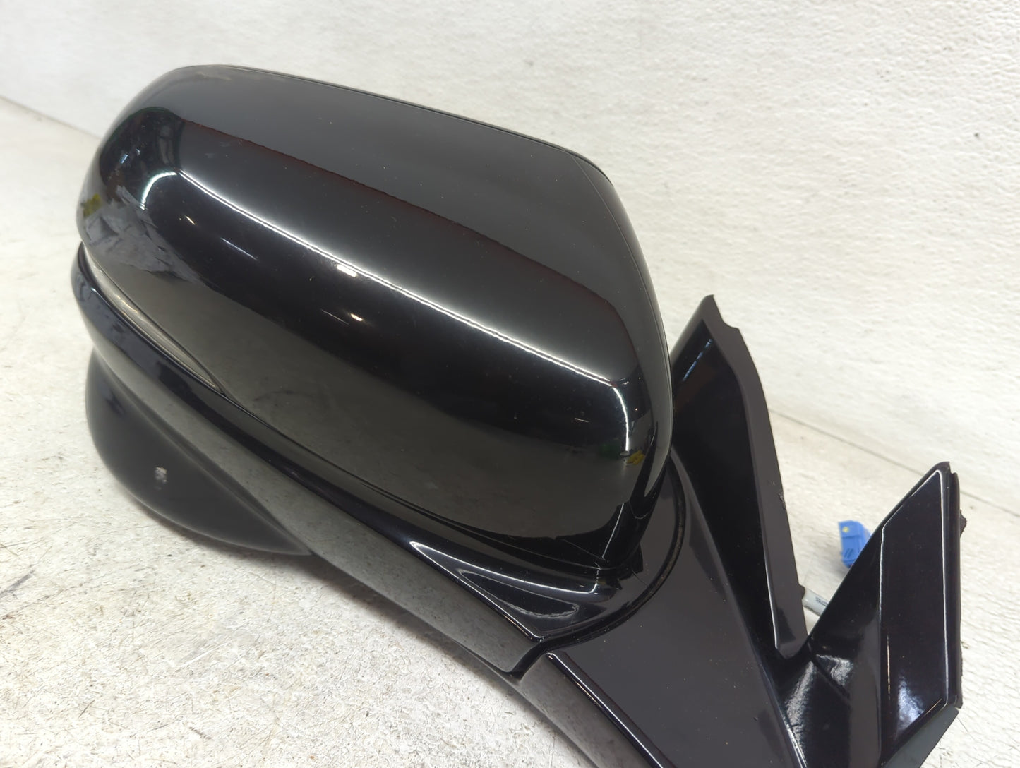 2016-2018 Honda Pilot Passenger Side View Mirror - Right Door Mirror OEM Used - Oemusedautoparts1.com