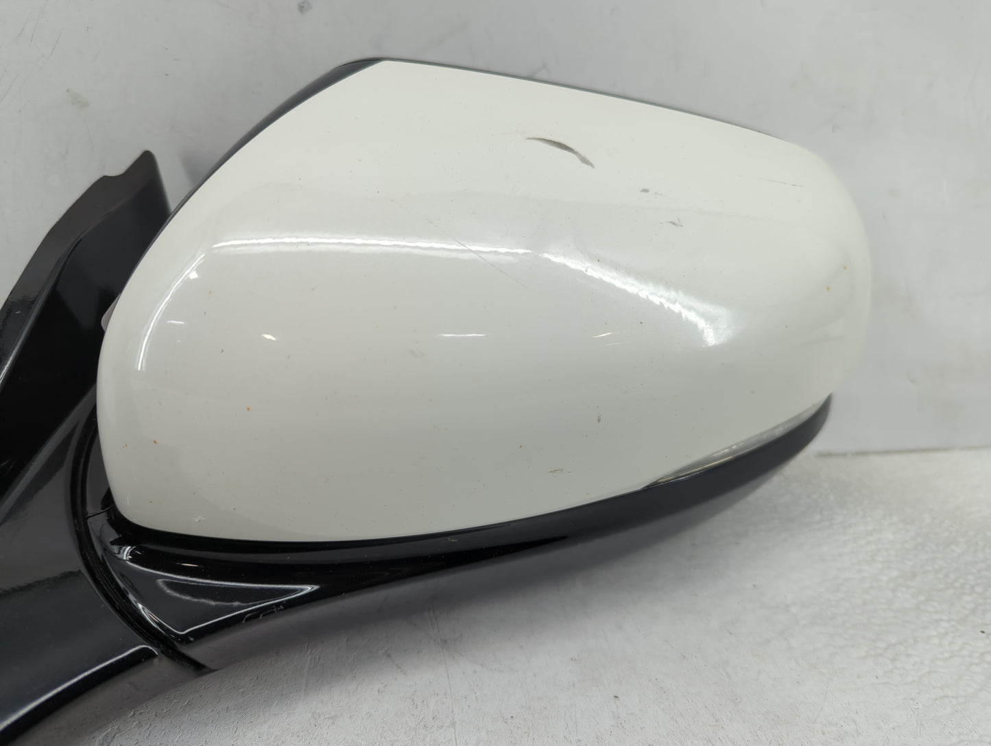 2017-2018 Honda Pilot Driver Side View Mirror - Left Door Mirror OEM Used - Oemusedautoparts1.com