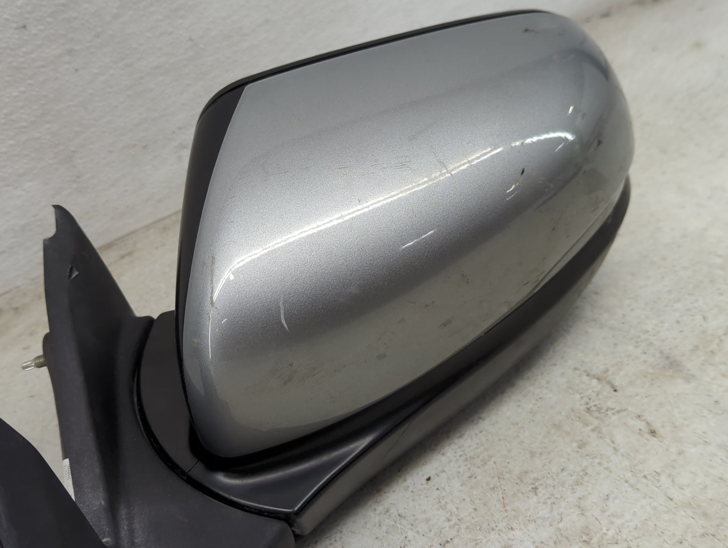 2017-2018 Honda Pilot Driver Side View Mirror - Left Door Mirror OEM Used - Oemusedautoparts1.com