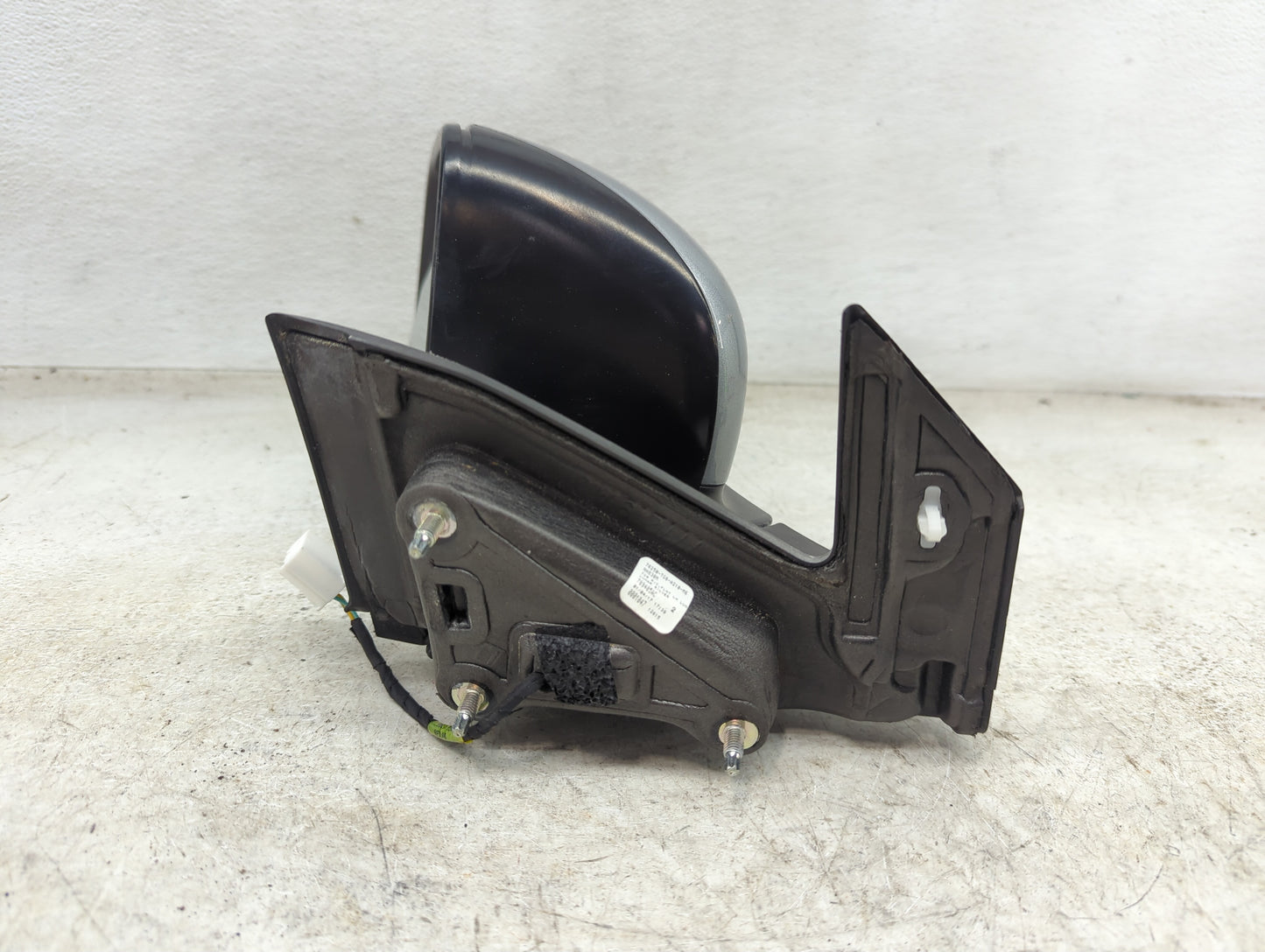 2017-2018 Honda Pilot Driver Side View Mirror - Left Door Mirror OEM Used - Oemusedautoparts1.com