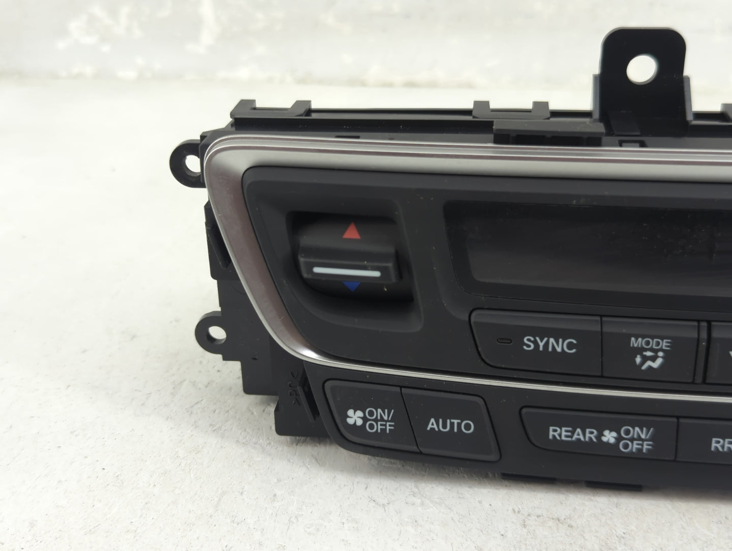 2016-2018 Honda Pilot Climate Control Module Temperature AC/Heater Replacement P/N:79600TG7A420M1 Fits Fits 2016 2017 2018 O