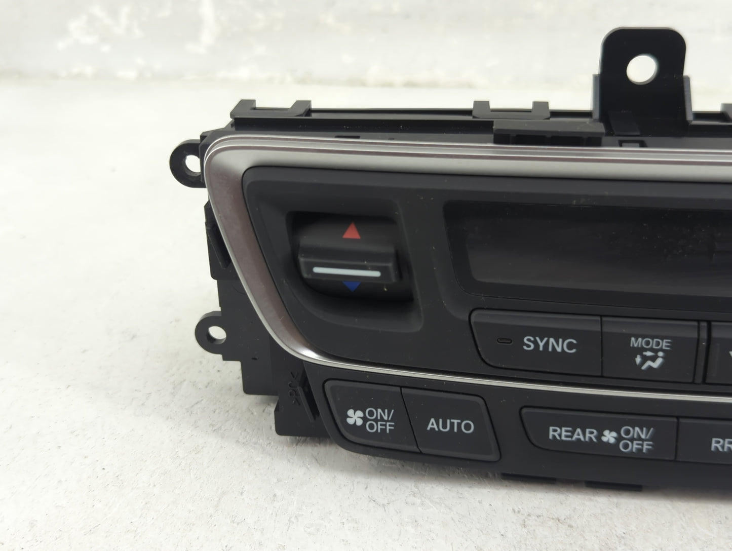 2016-2018 Honda Pilot Climate Control Module Temperature AC/Heater Replacement P/N:79600TG7A420M1 Fits Fits 2016 2017 2018 O