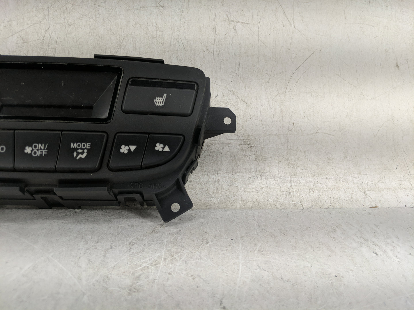 2016-2018 Honda Pilot Climate Control Module Temperature AC/Heater Replacement P/N:PVPDZ5F18D422AE Fits Fits 2016 2017 2018 