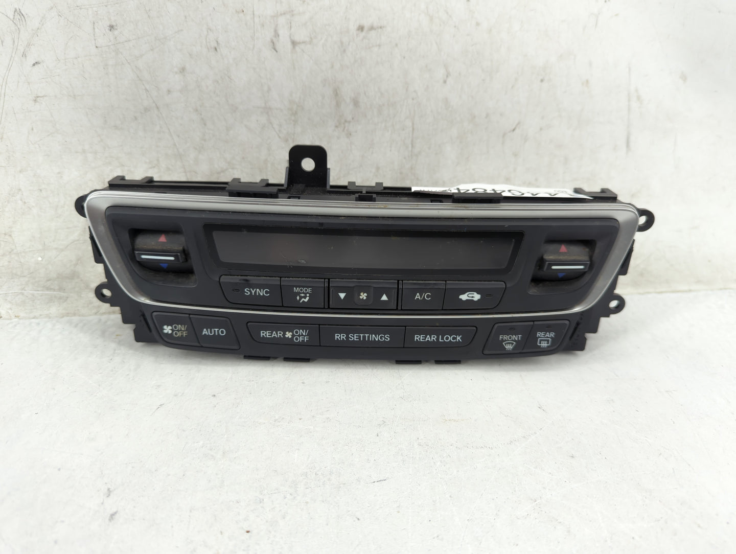 2016-2018 Honda Pilot Climate Control Module Temperature AC/Heater Replacement P/N:79600TG7A420M1 Fits Fits 2016 2017 2018 O