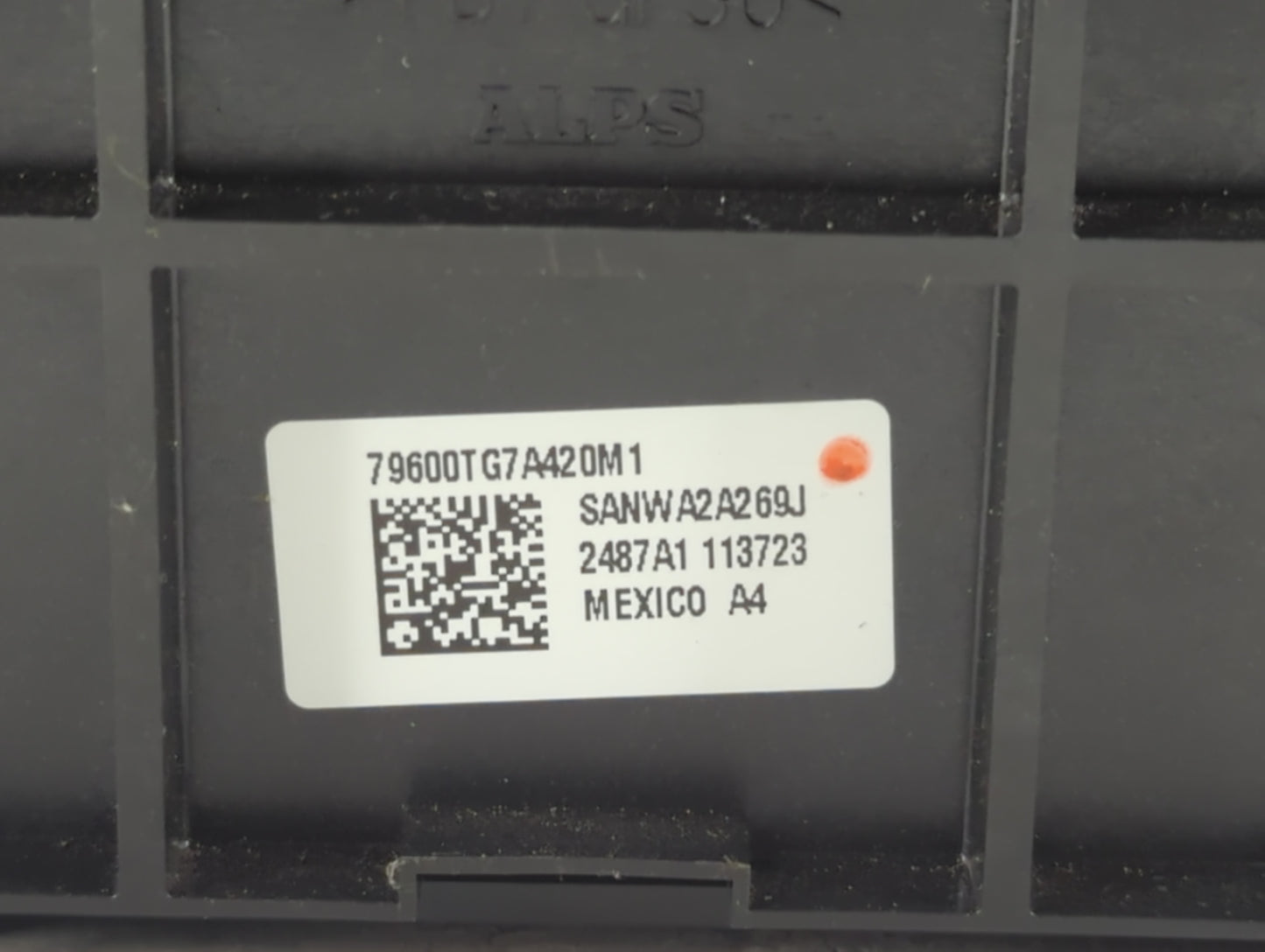 2016-2018 Honda Pilot Climate Control Module Temperature AC/Heater Replacement P/N:79600TG7A420M1 Fits Fits 2016 2017 2018 O