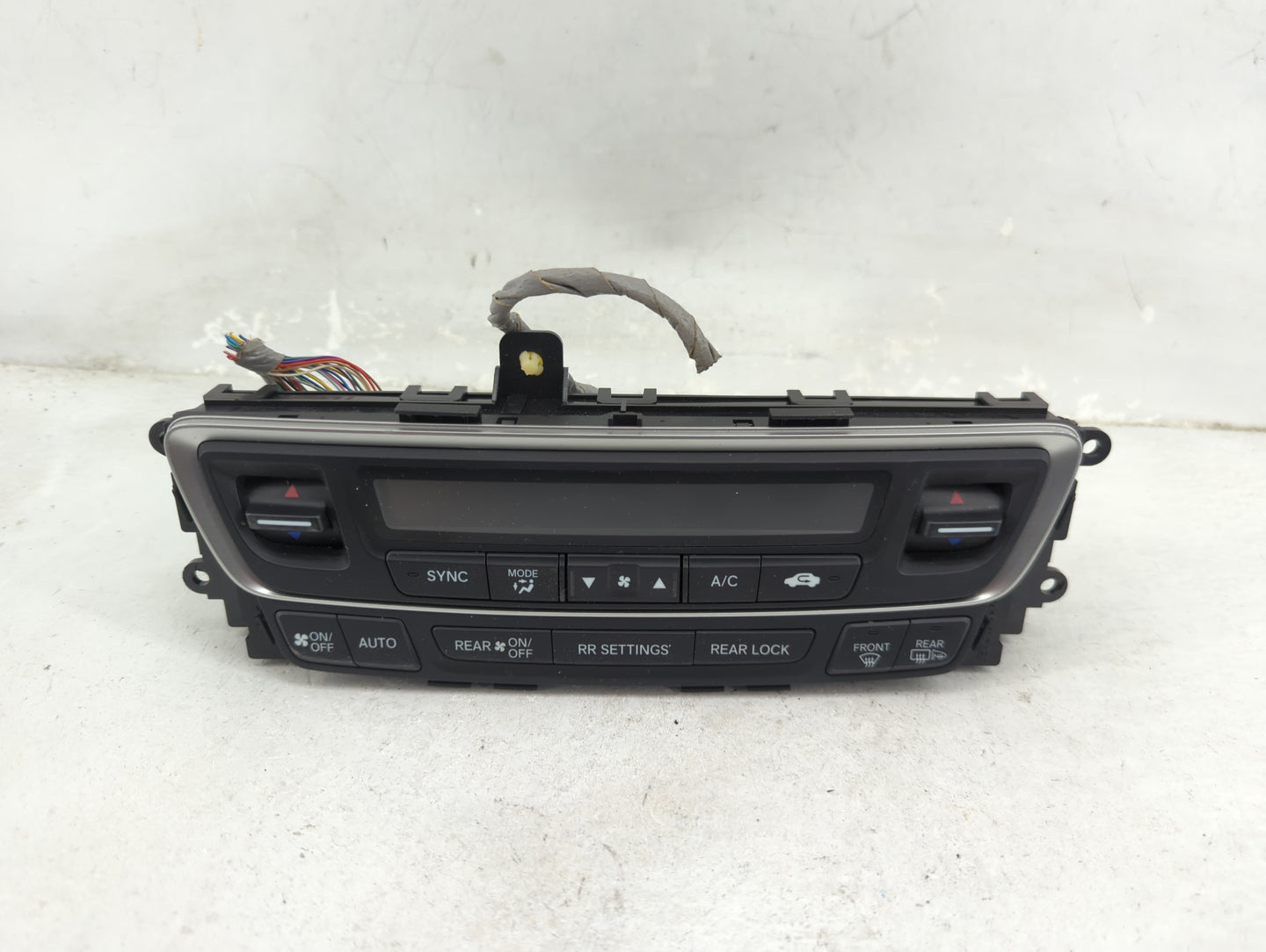 2016-2018 Honda Pilot Climate Control Module Temperature AC/Heater Replacement P/N:79600TG7A620M1 SANWA2A270J Fits OEM Used 
