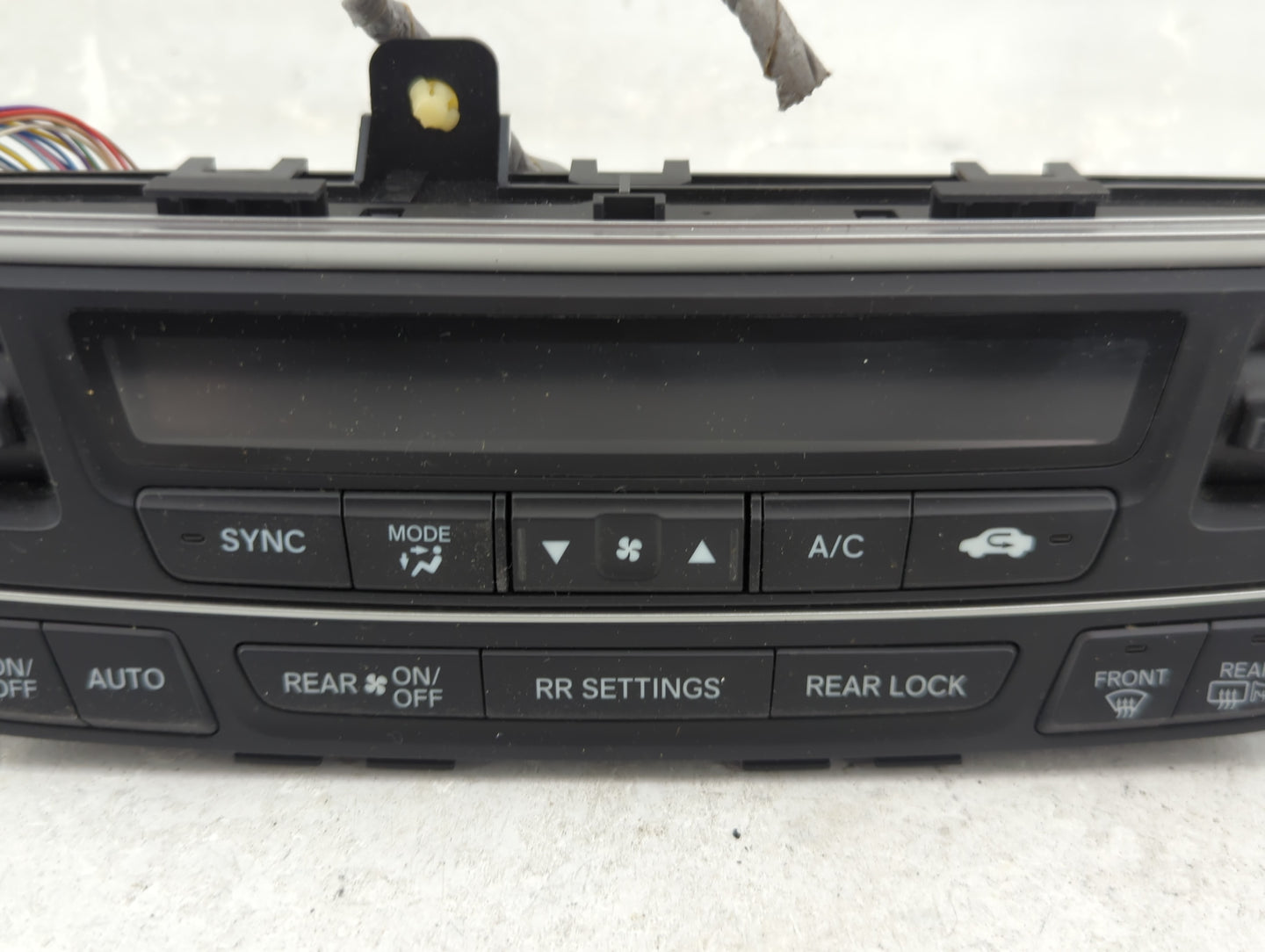2016-2018 Honda Pilot Climate Control Module Temperature AC/Heater Replacement P/N:79600TG7A620M1 SANWA2A270J Fits OEM Used 