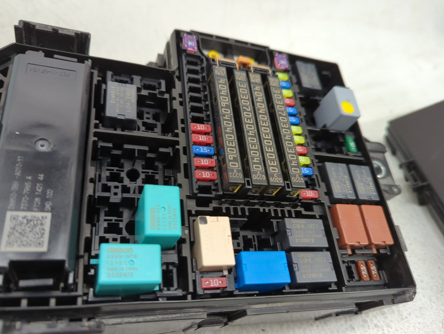2016-2018 Honda Pilot Fusebox Fuse Box Panel Relay Module P/N:38255-TG7-A010-Y1 38850-T6Z-A010-Y1 Fits Fits 2016 2017 2018 O