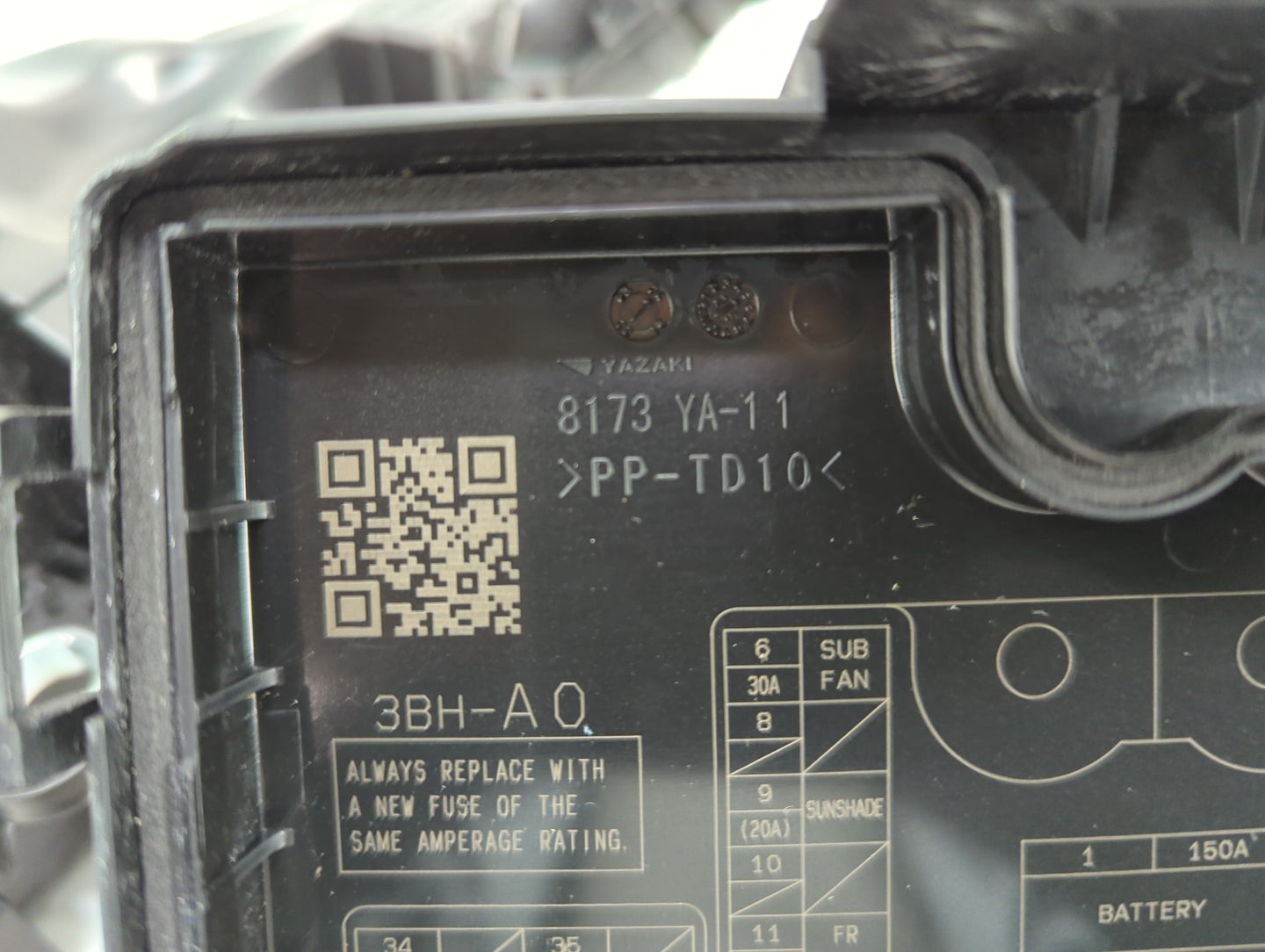 2016-2018 Honda Pilot Fusebox Fuse Box Panel Relay Module P/N:38255-TG7-A010-Y1 38850-T6Z-A010-Y1 Fits Fits 2016 2017 2018 O