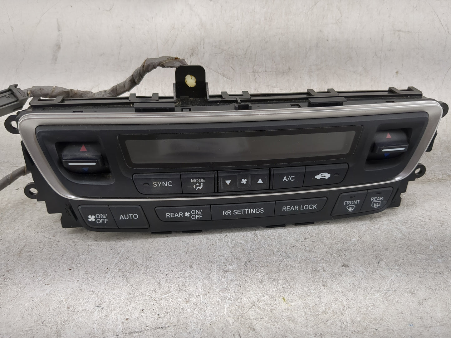 2016-2018 Honda Pilot Climate Control Module Temperature AC/Heater Replacement P/N:79600TG7A220M1 Fits Fits 2016 2017 2018 O
