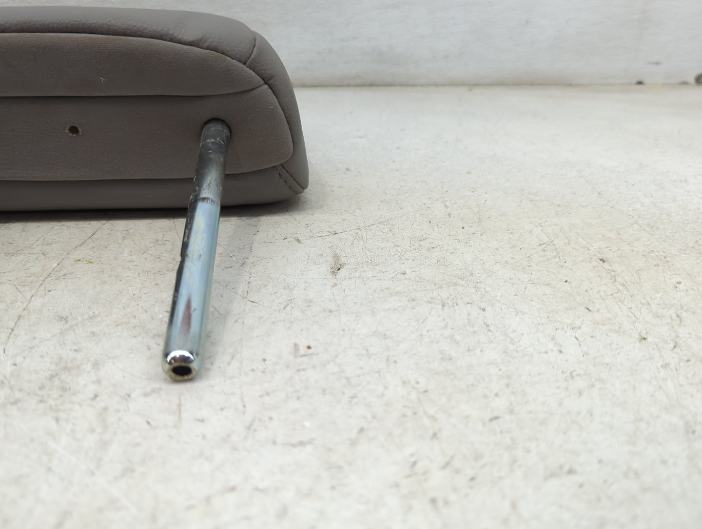 2017 Honda Pilot Headrest Head Rest Front Driver Passenger Seat Fits OEM Used Auto Parts - Oemusedautoparts1.com