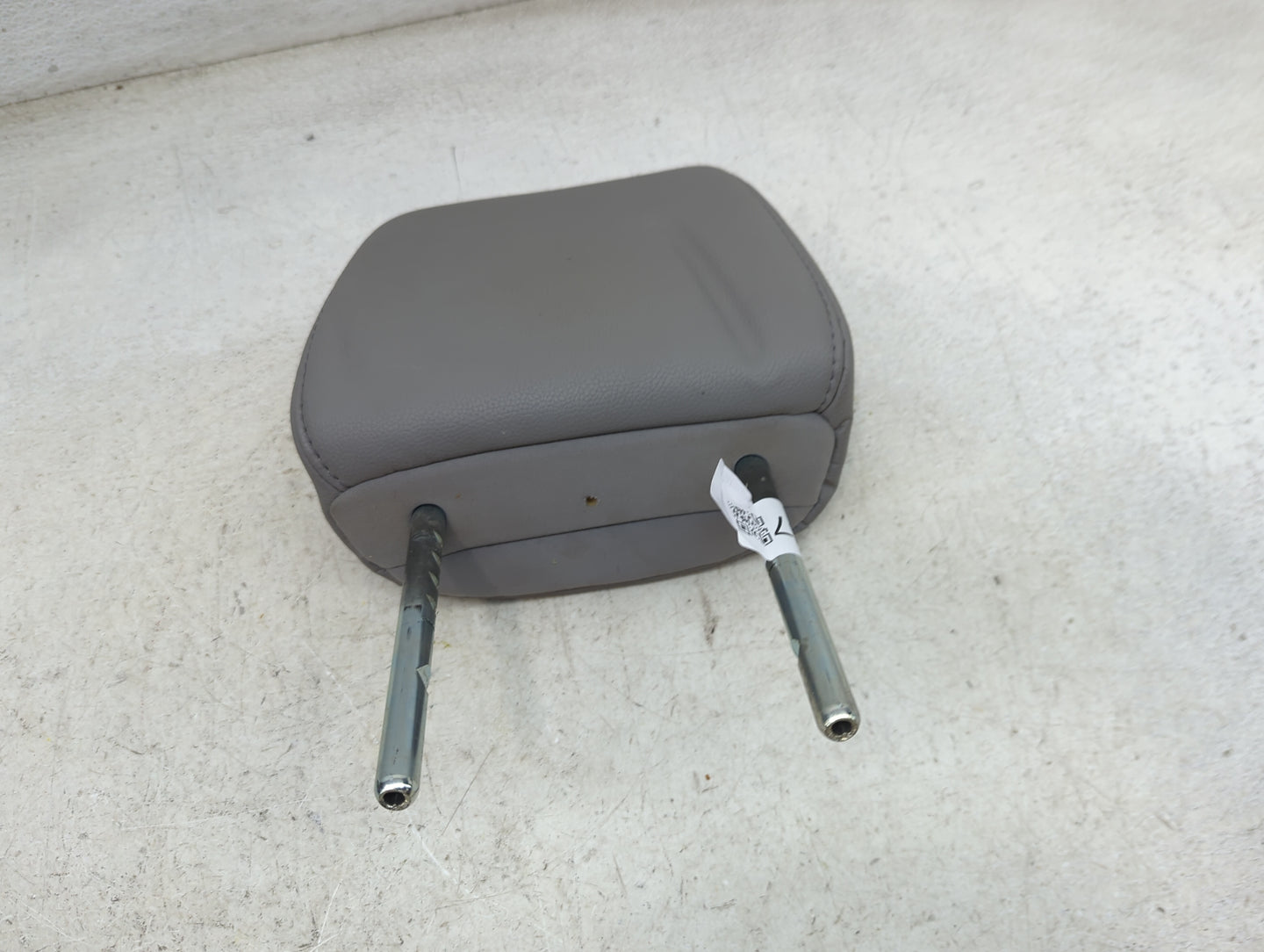 2017 Honda Pilot Headrest Head Rest Front Driver Passenger Seat Fits OEM Used Auto Parts - Oemusedautoparts1.com