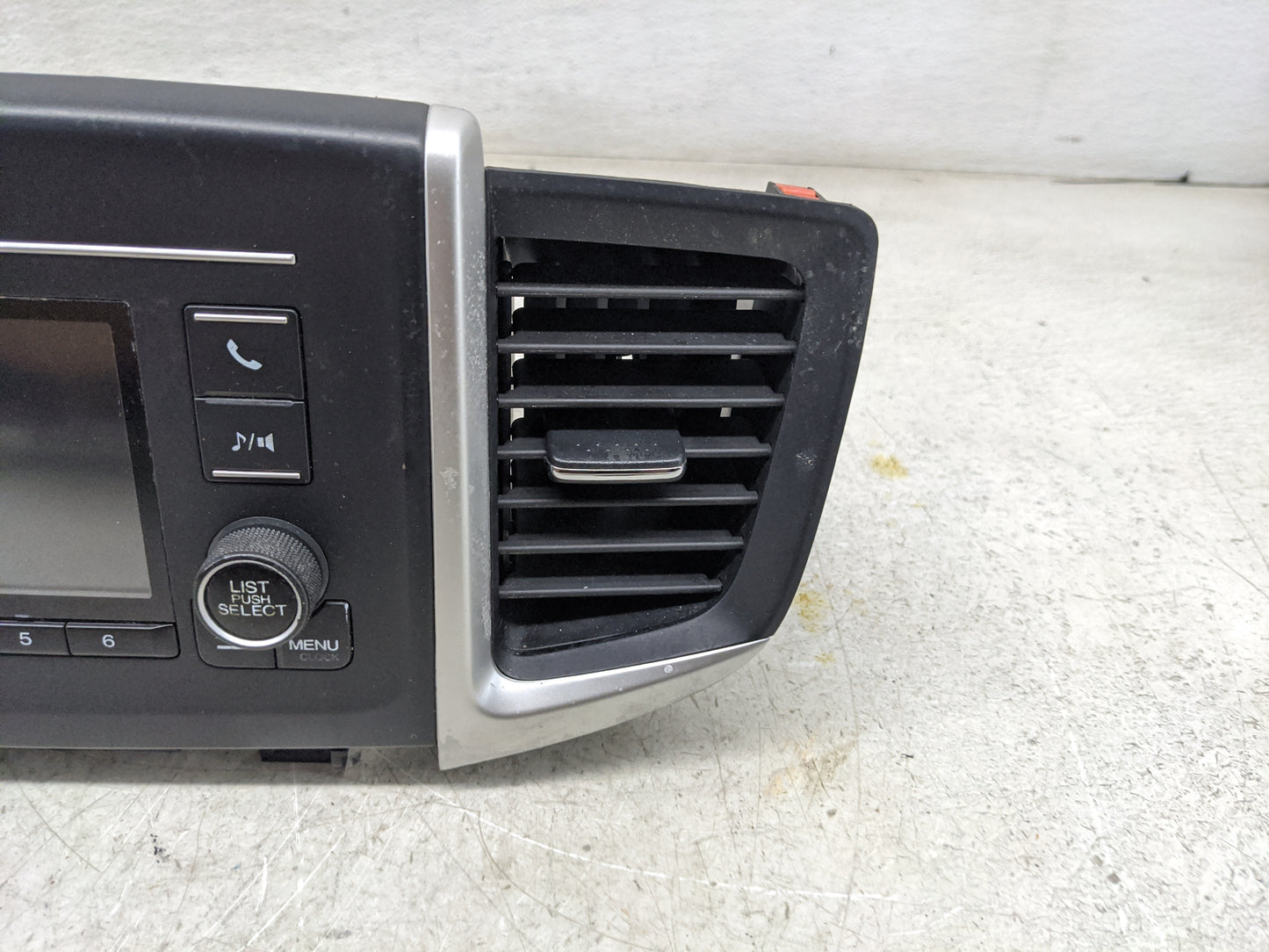2016-2019 Honda Pilot Radio AM FM Cd Player Receiver Replacement P/N:39100-TG7-A02 CV-RH46N3VX Fits Fits 2016 2017 2018 2019