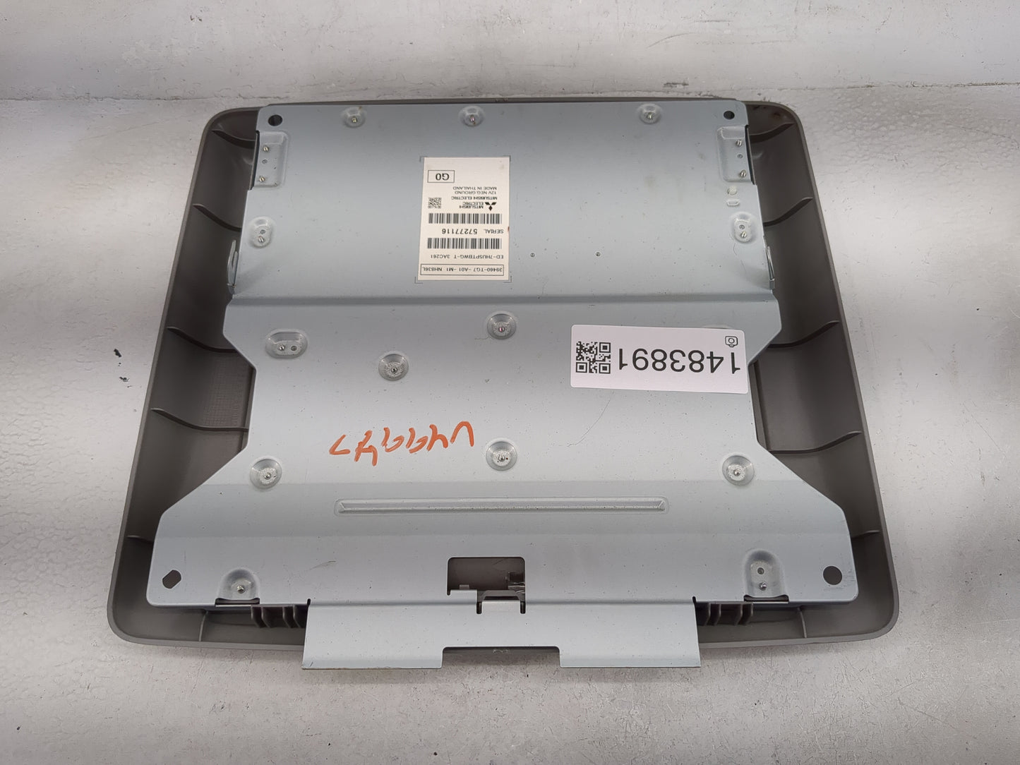 2016-2018 Honda Pilot Information Display Screen - Oemusedautoparts1.com