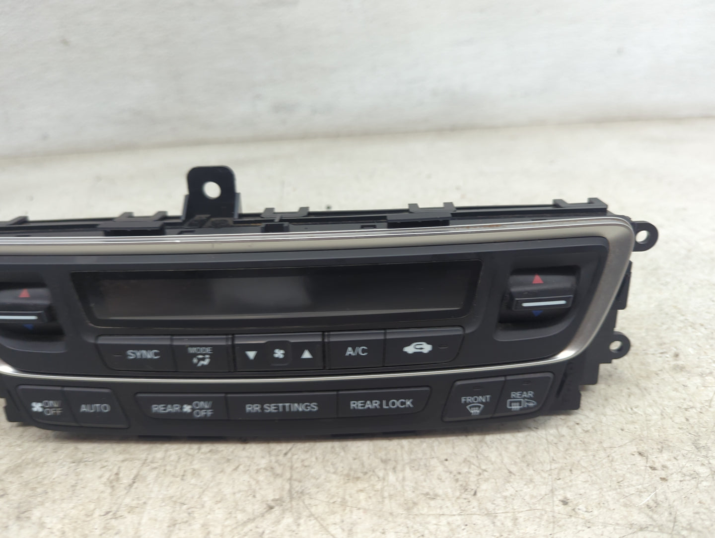 2016-2018 Honda Pilot Climate Control Module Temperature AC/Heater Replacement P/N:79600T6ZA820M1 5ANWA2A2711 Fits OEM Used 
