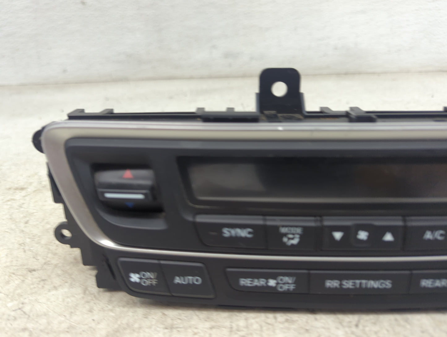2016-2018 Honda Pilot Climate Control Module Temperature AC/Heater Replacement P/N:79600T6ZA820M1 5ANWA2A2711 Fits OEM Used 