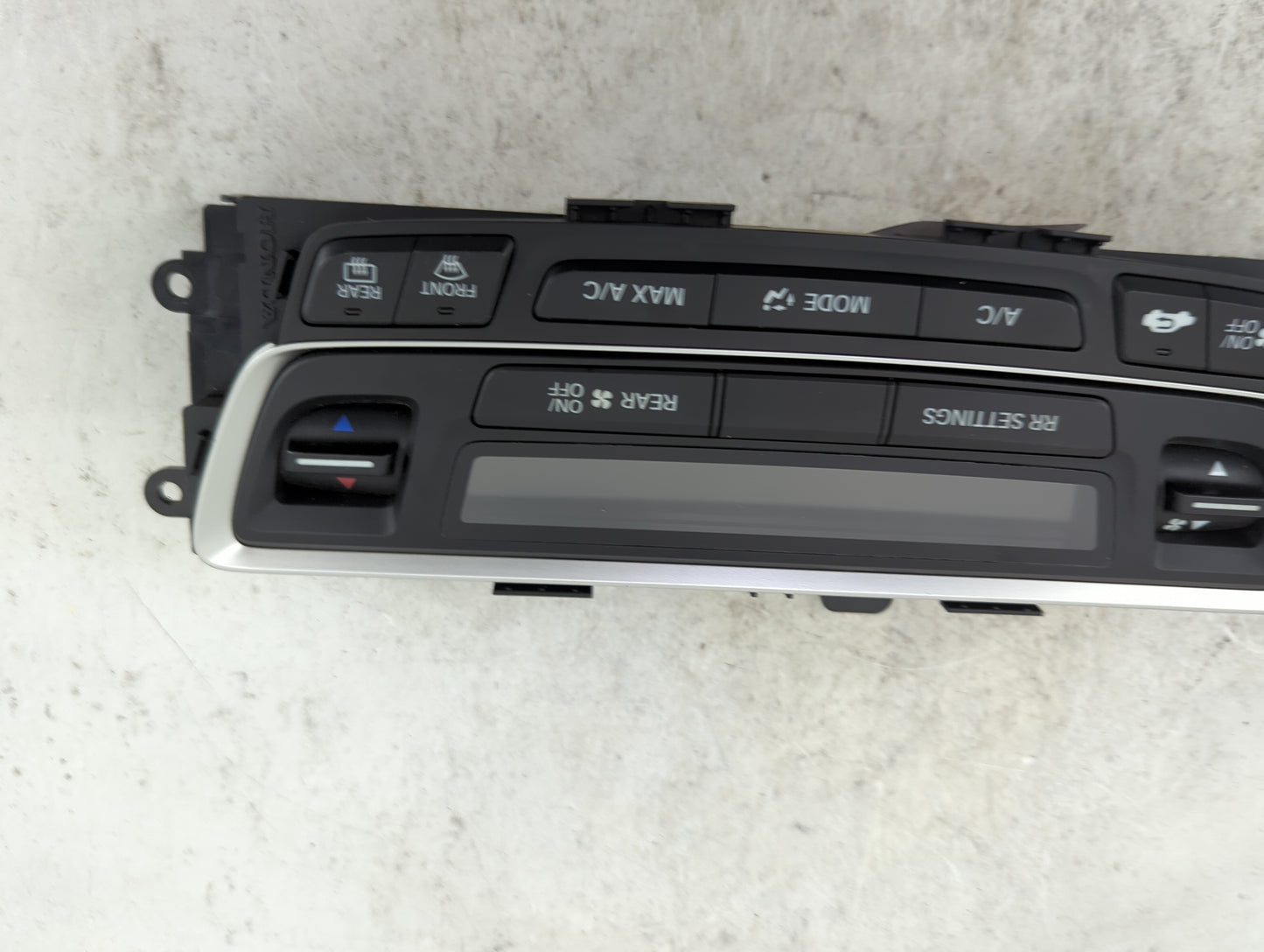 2016-2018 Honda Pilot Climate Control Module Temperature AC/Heater Replacement P/N:79600TG7A011M1 SANWA1A040E Fits OEM Used 