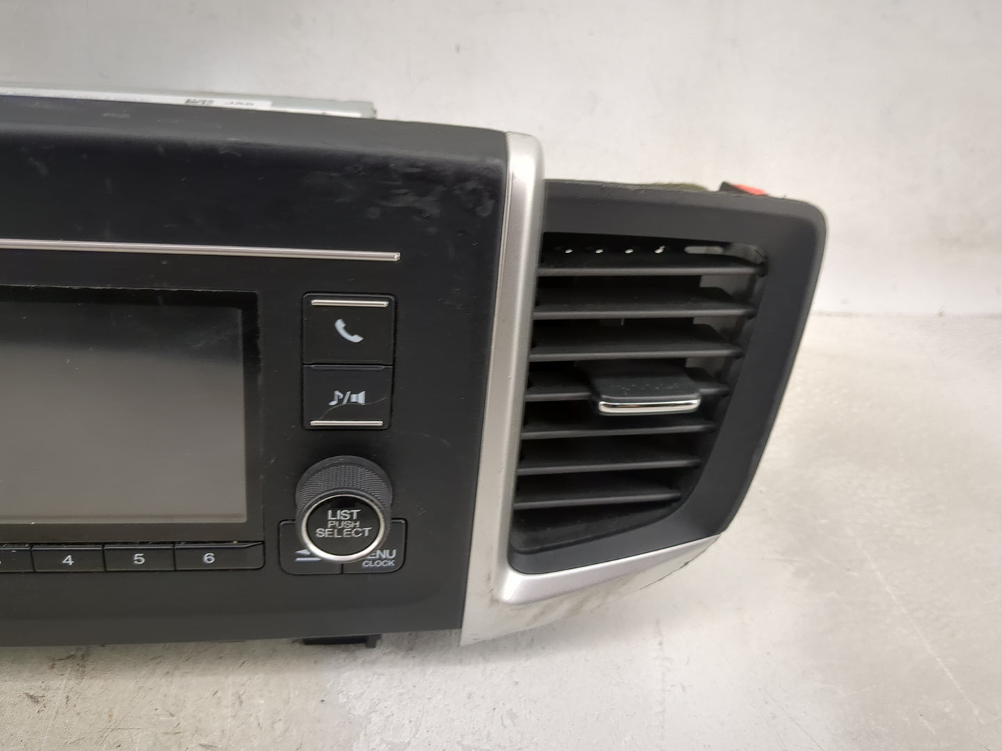 2016-2019 Honda Pilot Radio AM FM Cd Player Receiver Replacement P/N:39100-TG7-A02 CV-RH46N3VX Fits Fits 2016 2017 2018 2019