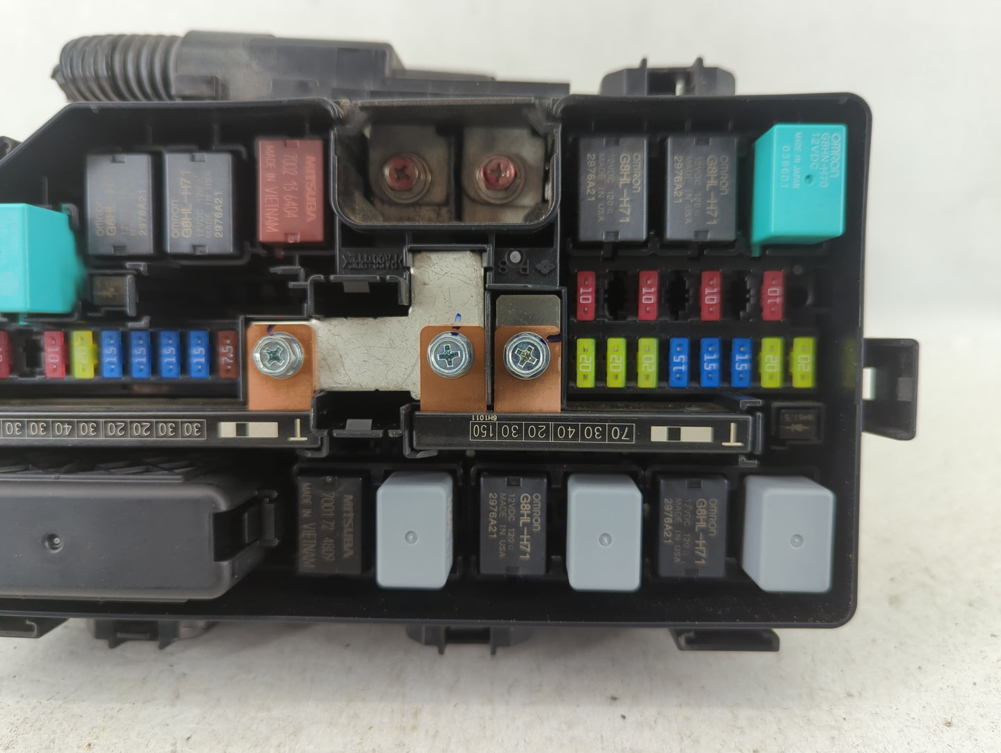 2016-2018 Honda Pilot Fusebox Fuse Box Panel Relay Module Fits Fits 2016 2017 2018 OEM Used Auto Parts - Oemusedautoparts1.c