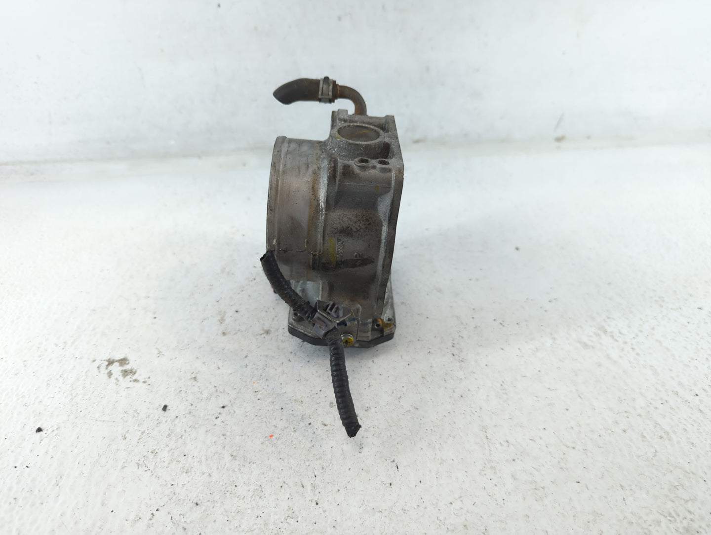 2016-2021 Honda Pilot Throttle Body P/N:M6111 Fits Fits 2016 2017 2018 2019 2020 2021 OEM Used Auto Parts - Oemusedautoparts