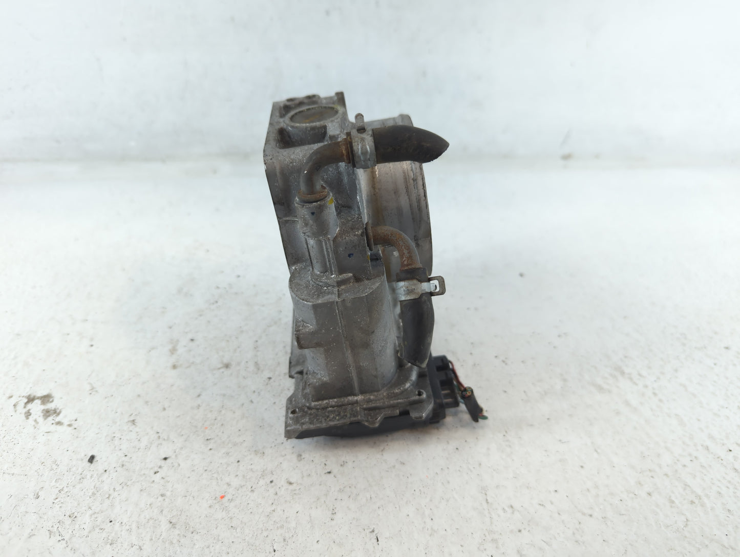 2016-2021 Honda Pilot Throttle Body P/N:M6111 Fits Fits 2016 2017 2018 2019 2020 2021 OEM Used Auto Parts - Oemusedautoparts