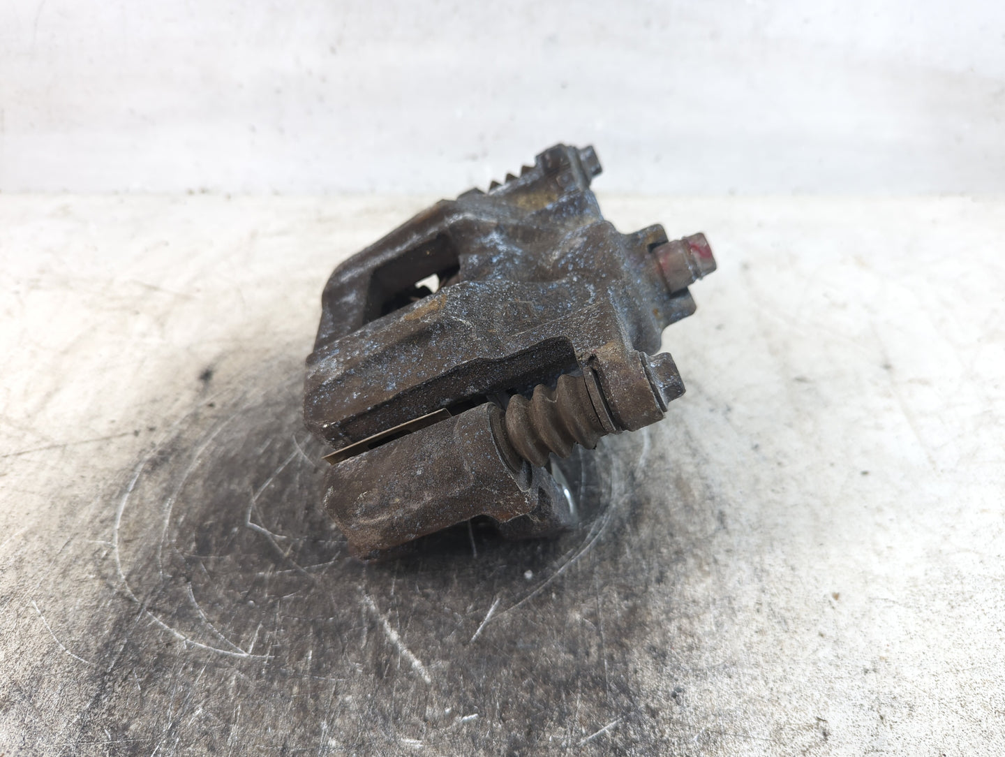 2016-2022 Honda Pilot Rear Driver Left Brake Caliper - Oemusedautoparts1.com
