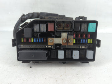 2016-2018 Honda Pilot Fusebox Fuse Box Panel Relay Module P/N:350RD0BYRT TG7 A010 A0 Fits Fits 2016 2017 2018 OEM Used Auto Parts