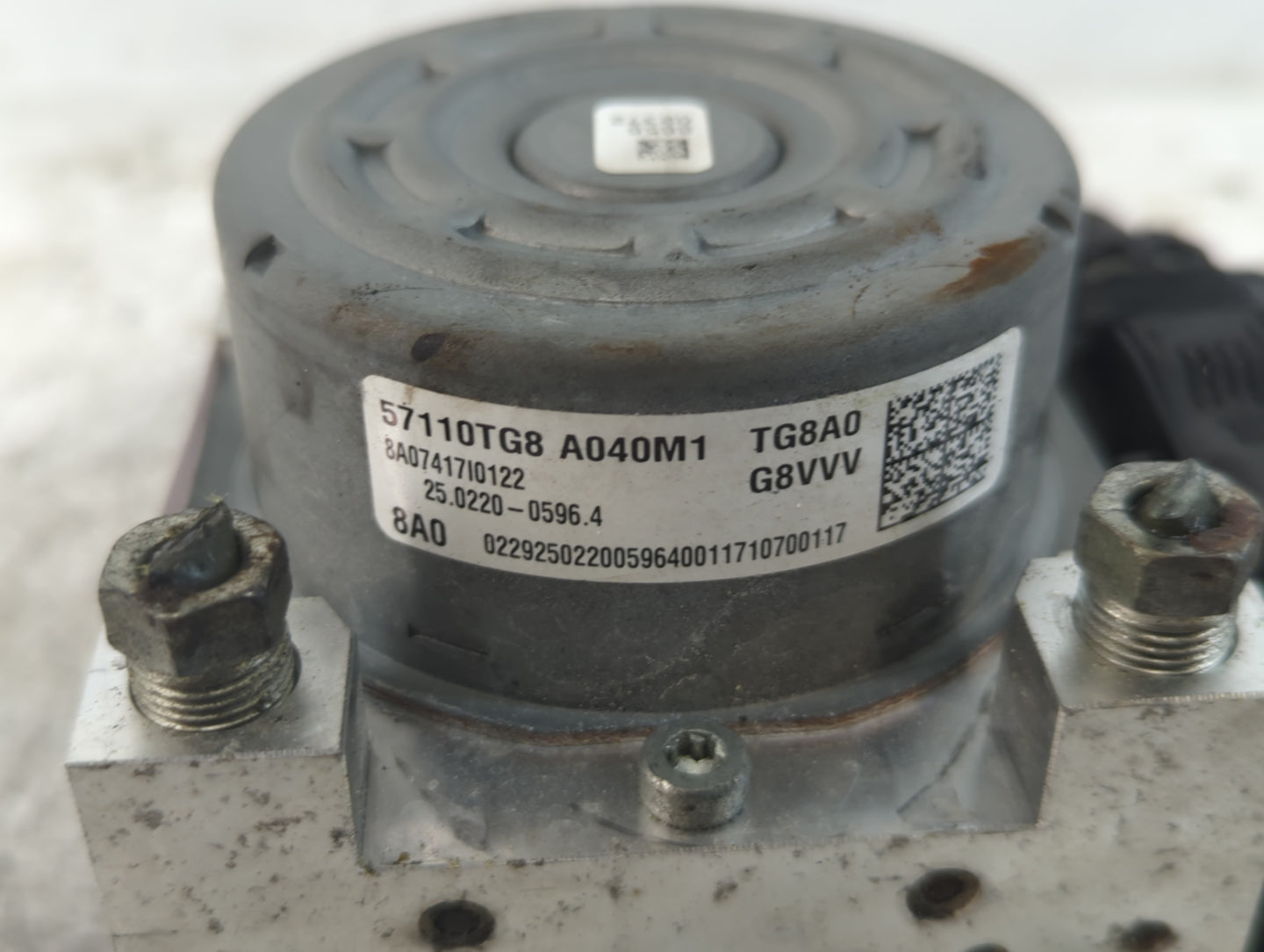 2016-2018 Honda Pilot ABS Pump Control Module Replacement P/N:57110TG8 A040M1 Fits Fits 2016 2017 2018 OEM Used Auto Parts -