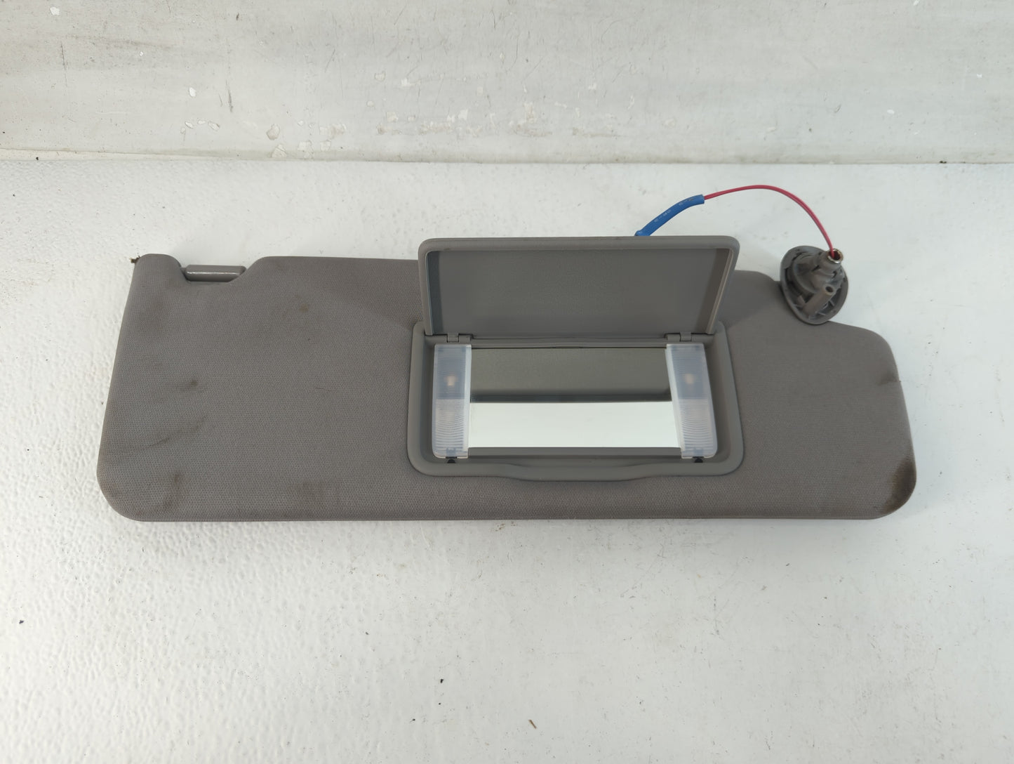 2017-2019 Honda Ridgeline Sun Visor Shade Replacement Driver Left Mirror Fits Fits 2017 2018 2019 OEM Used Auto Parts - Oemu