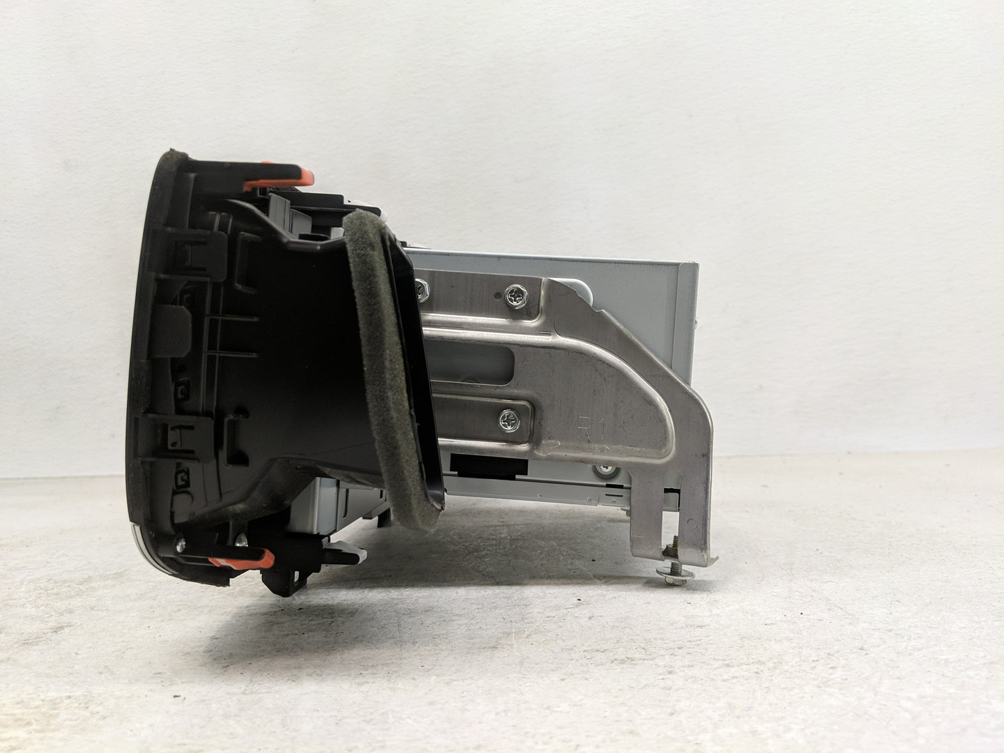 2017-2018 Honda Ridgeline Radio AM FM Cd Player Receiver Replacement P/N:39540-T6Z-A31 Fits Fits 2017 2018 OEM Used Auto Par