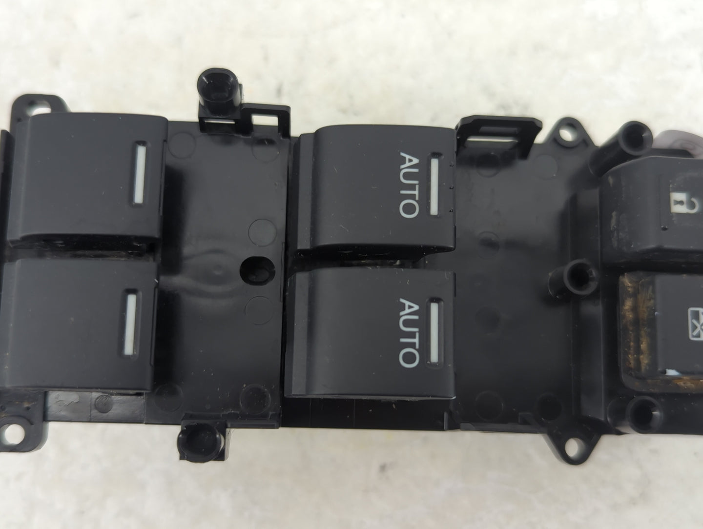 2017-2022 Honda Ridgeline Master Power Window Switch Replacement Driver Side Left P/N:35750TG7A011M1 Fits OEM Used Auto Part