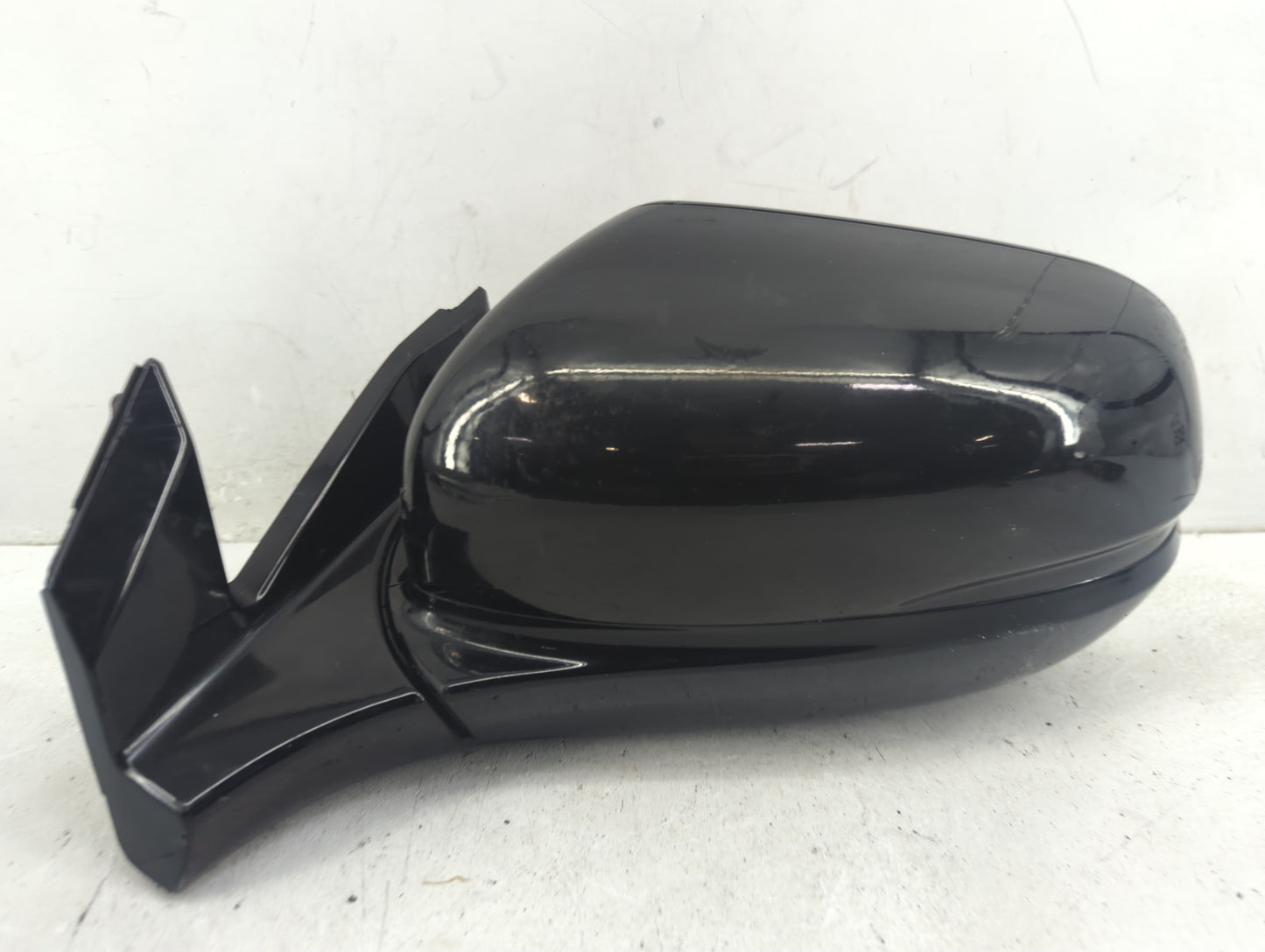 2017-2019 Honda Ridgeline Driver Side View Mirror - Left Door Mirror OEM Used - Oemusedautoparts1.com