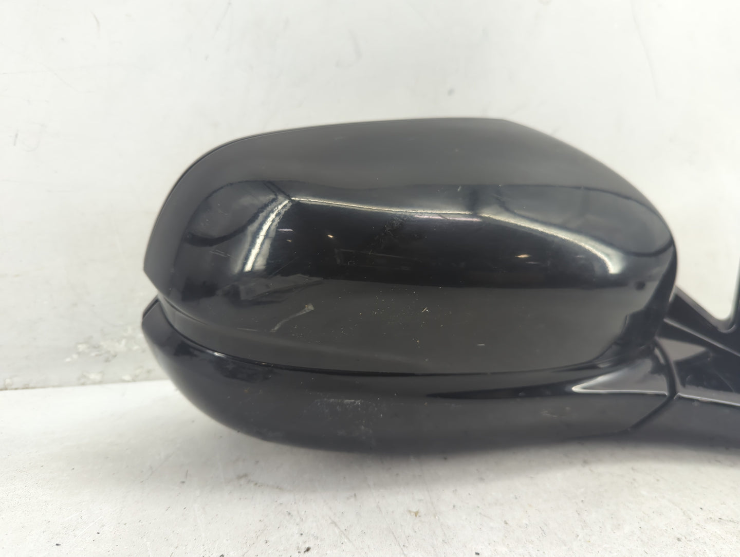 2017-2019 Honda Ridgeline Passenger Side View Mirror - Right Door Mirror OEM Used - Oemusedautoparts1.com