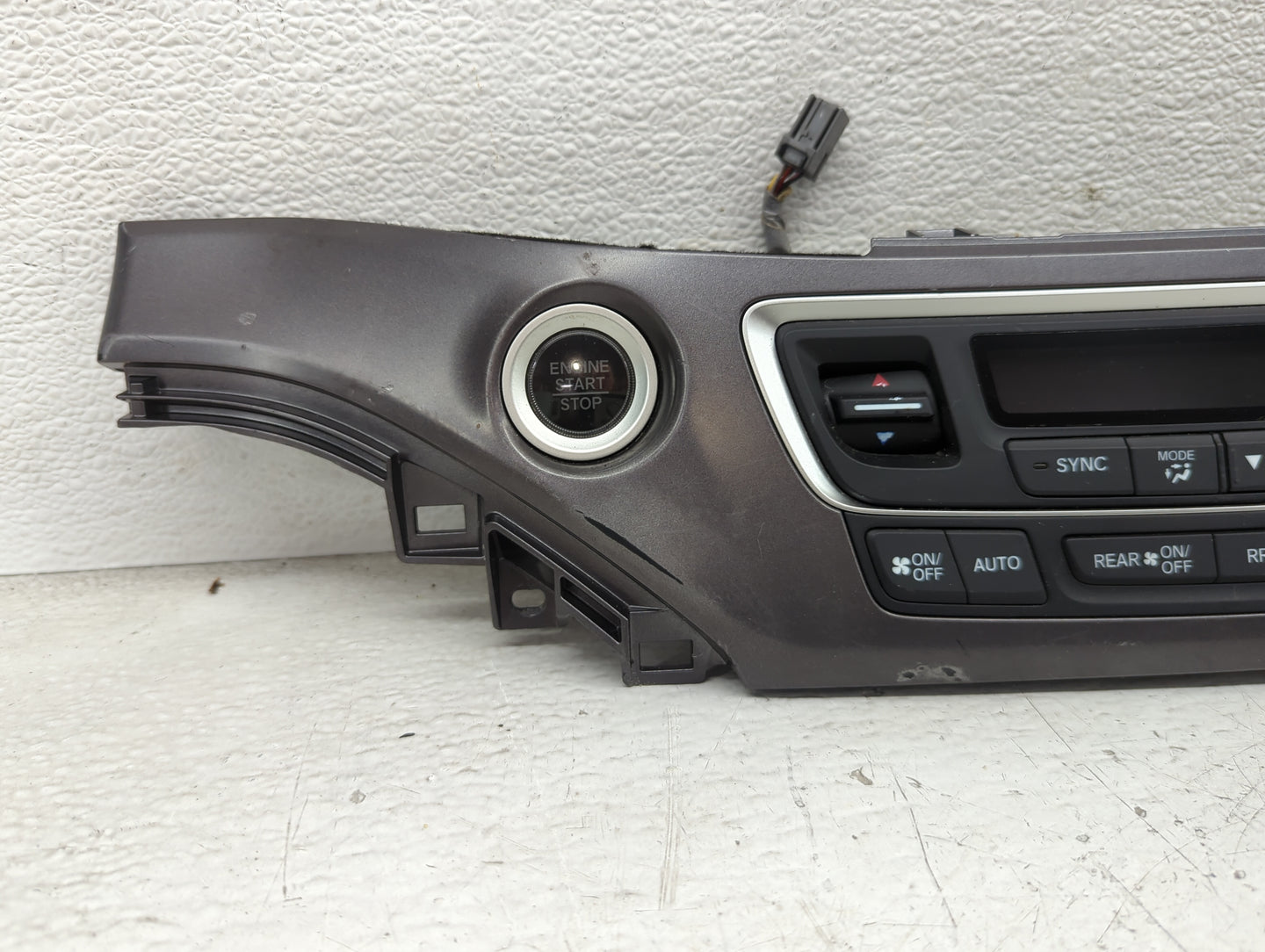 2017-2019 Honda Ridgeline Climate Control Module Temperature AC/Heater Replacement P/N:79600T6ZA411M1 Fits Fits 2017 2018 20