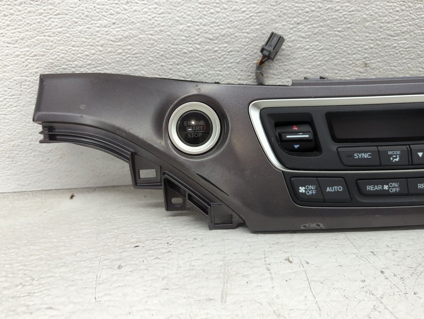 2017-2019 Honda Ridgeline Climate Control Module Temperature AC/Heater Replacement P/N:79600T6ZA411M1 Fits Fits 2017 2018 20