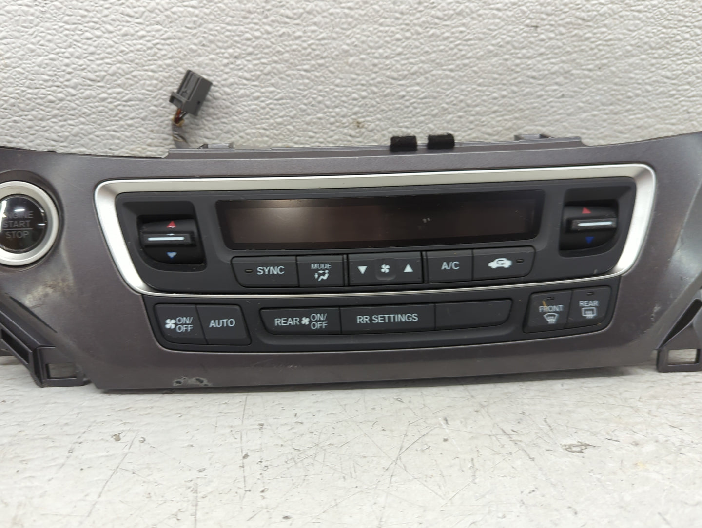 2017-2019 Honda Ridgeline Climate Control Module Temperature AC/Heater Replacement P/N:79600T6ZA411M1 Fits Fits 2017 2018 20