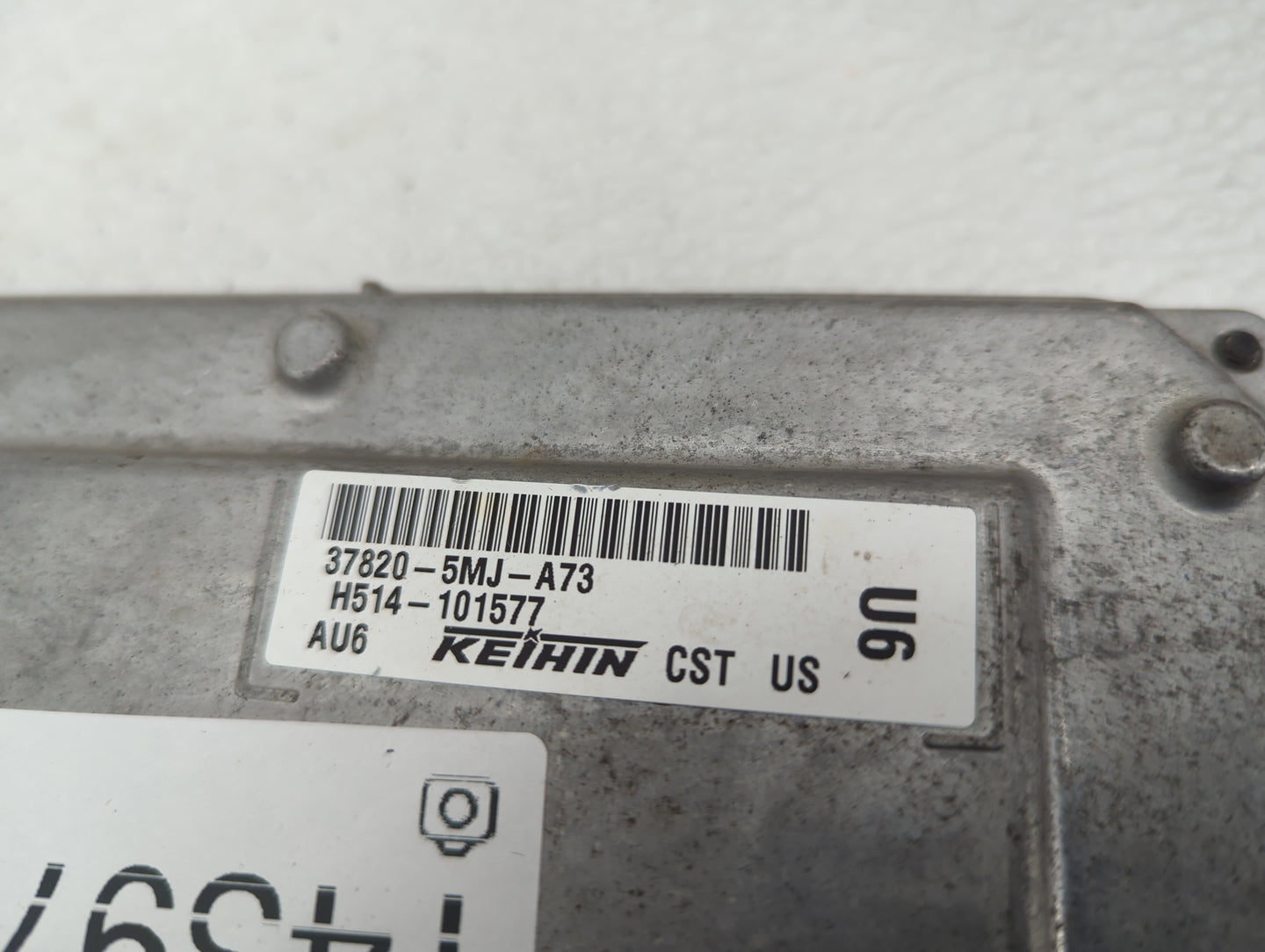 2017 Honda Ridgeline PCM Engine Control Computer ECU ECM PCU OEM P/N:37820-5MJ-A73 Fits OEM Used Auto Parts - Oemusedautopar