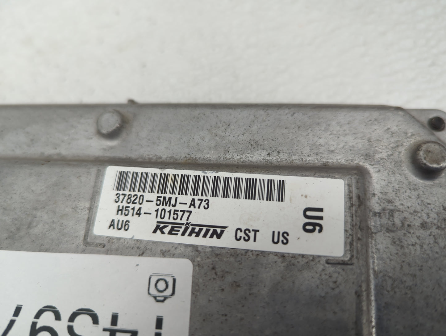 2017 Honda Ridgeline PCM Engine Control Computer ECU ECM PCU OEM P/N:37820-5MJ-A73 Fits OEM Used Auto Parts - Oemusedautopar