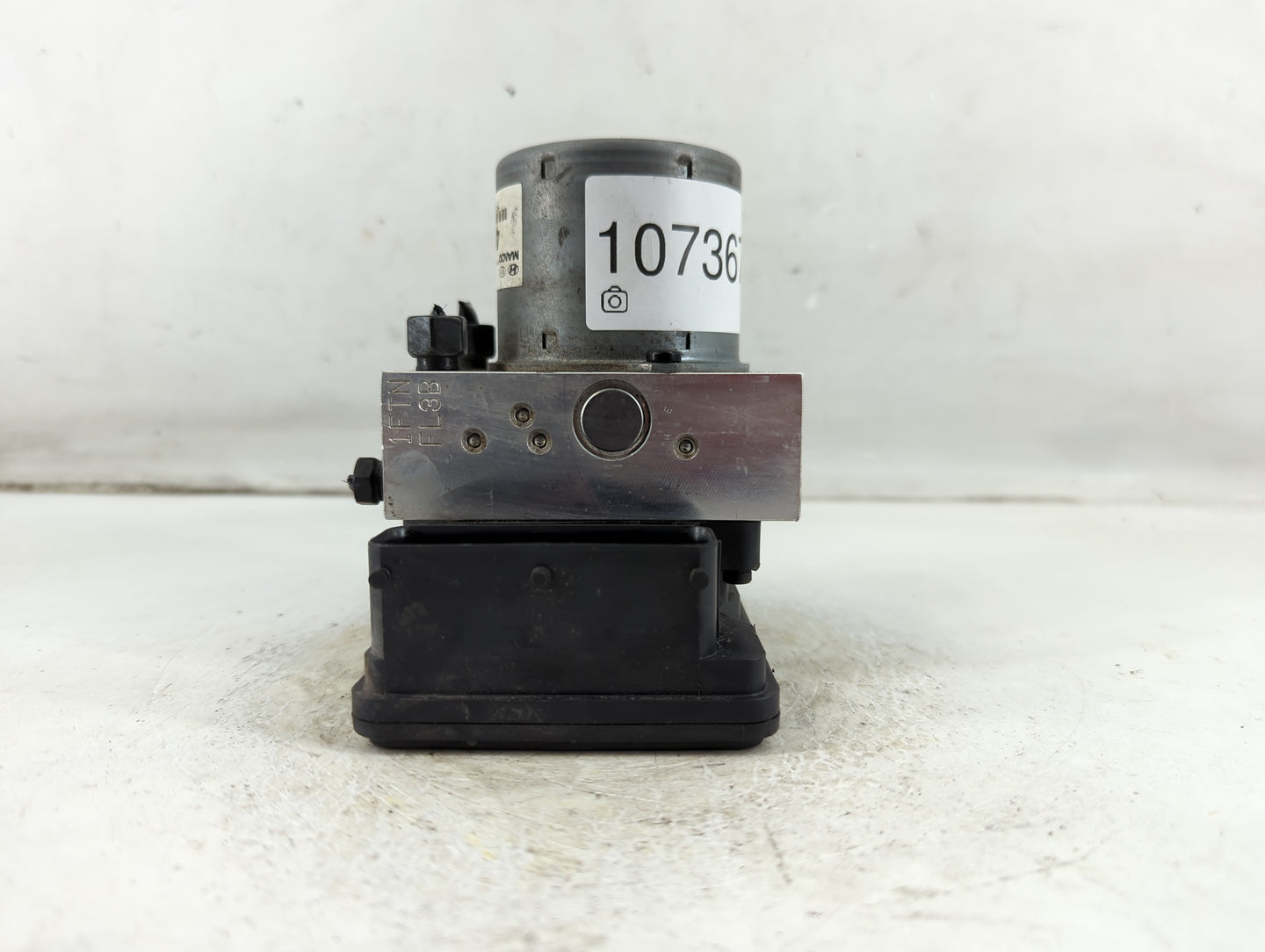 2015-2017 Hyundai Accent ABS Pump Control Module Replacement P/N:58920-1R460 Fits Fits 2015 2016 2017 OEM Used Auto Parts - 