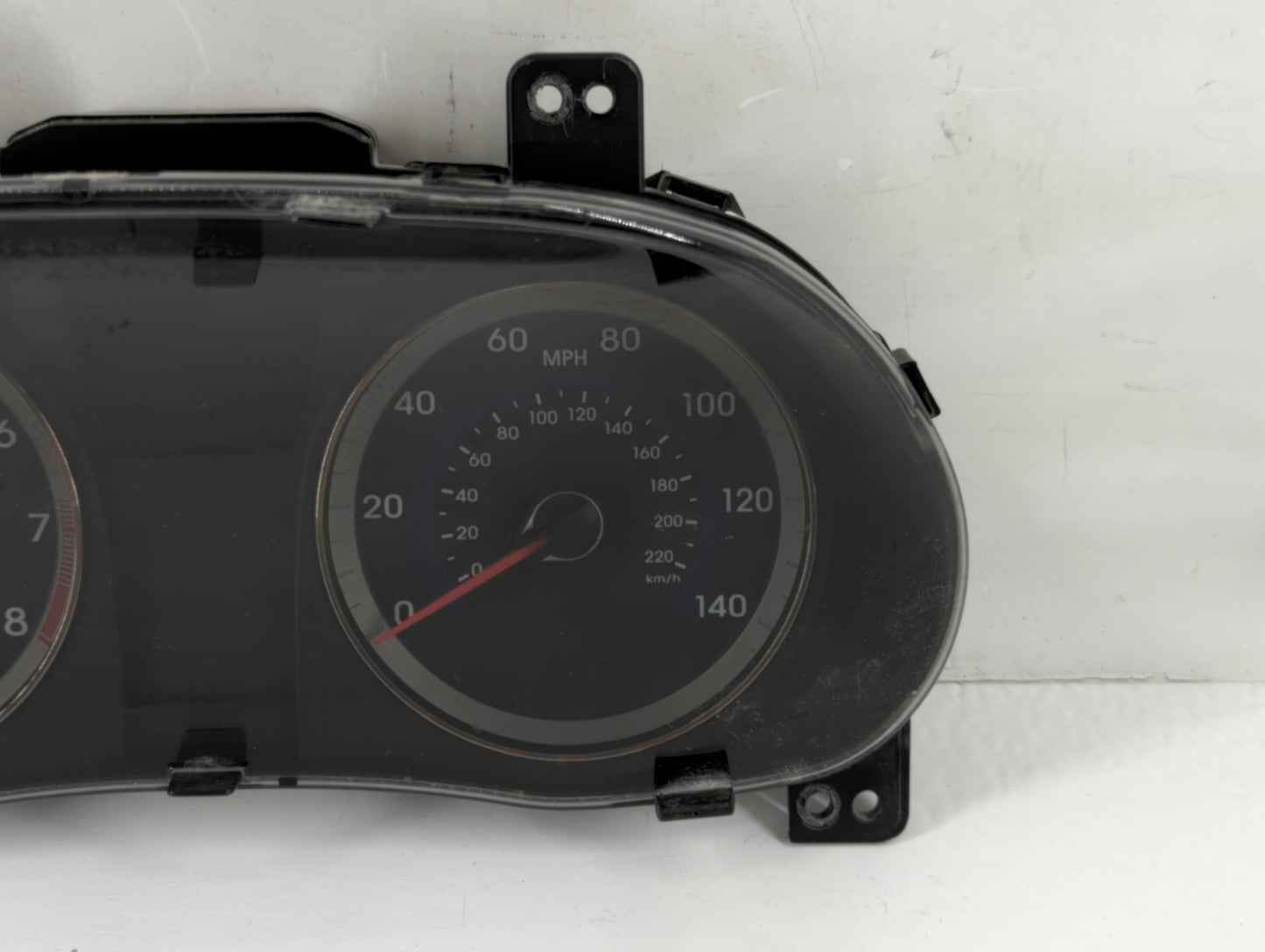 2015-2017 Hyundai Accent Instrument Cluster Speedometer Gauges P/N:94021-1R510 Fits Fits 2015 2016 2017 OEM Used Auto Parts 