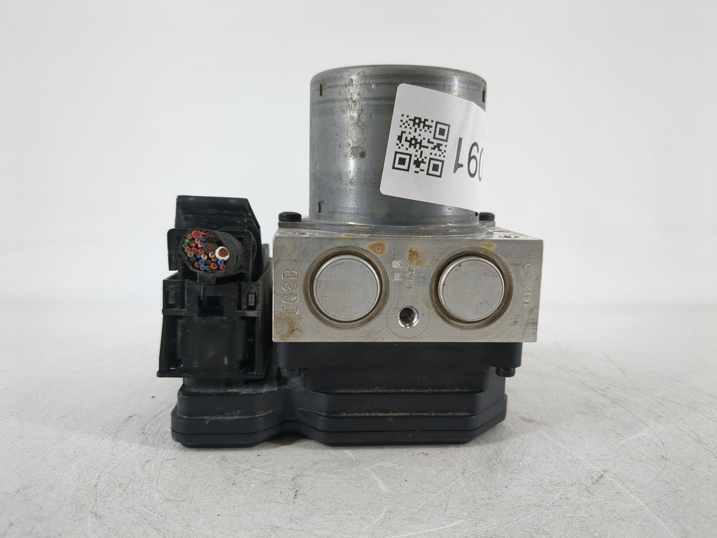 2015-2017 Hyundai Accent ABS Pump Control Module Replacement P/N:58920-1R460 Fits Fits 2015 2016 2017 OEM Used Auto Parts - 